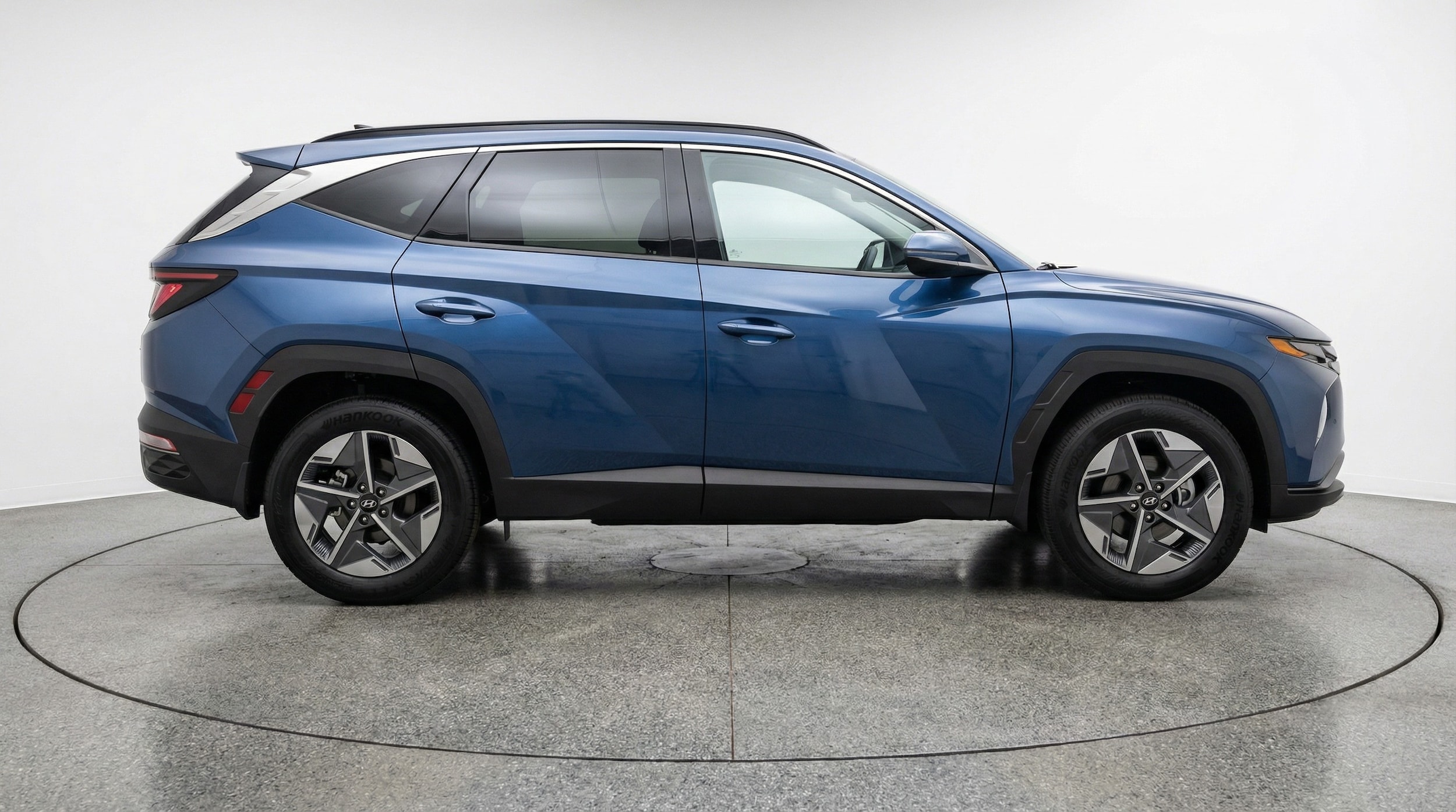 Thumbnail: 2025 Hyundai Tucson - 8