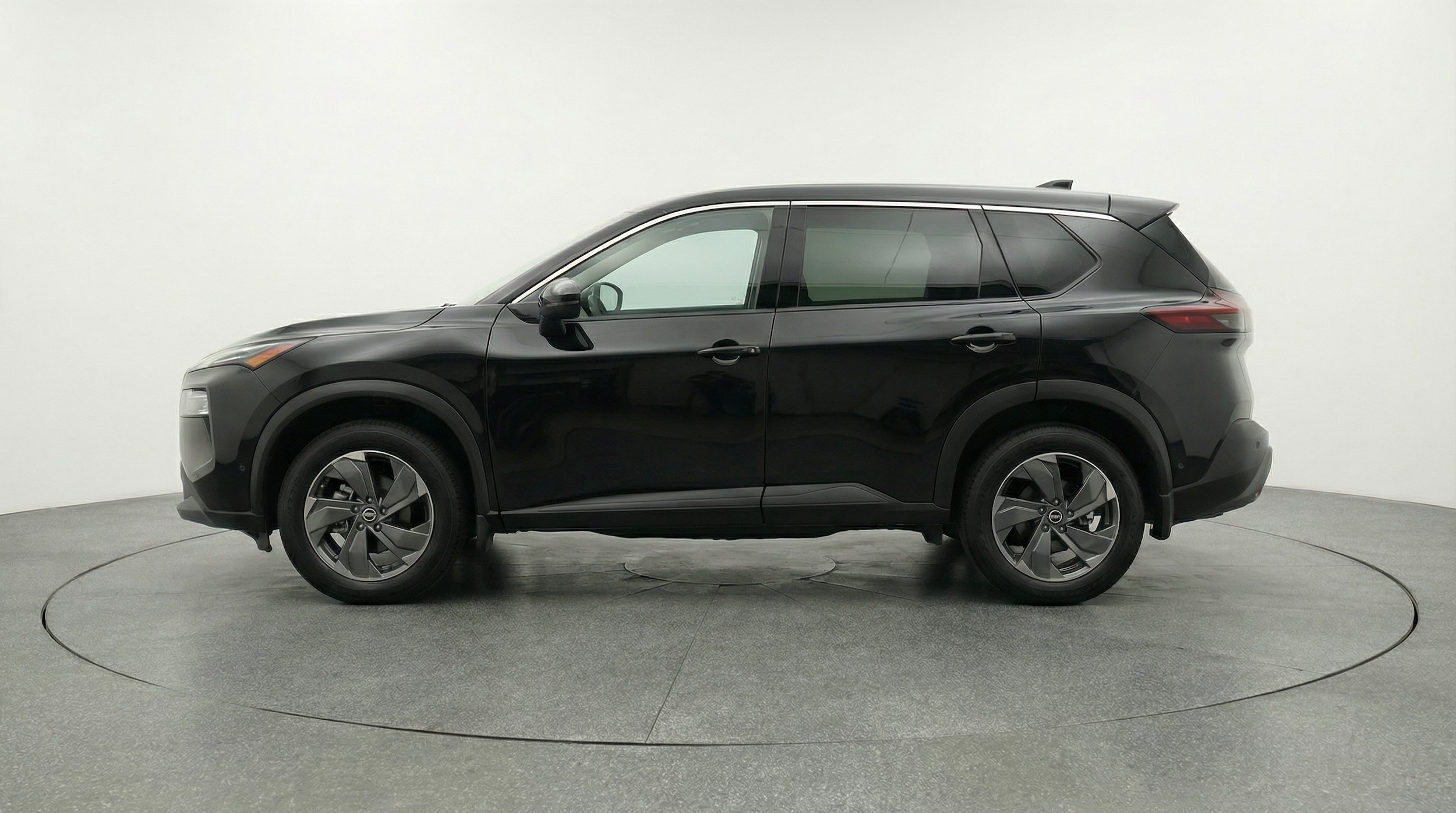 Thumbnail: 2025 Nissan Rogue - 4