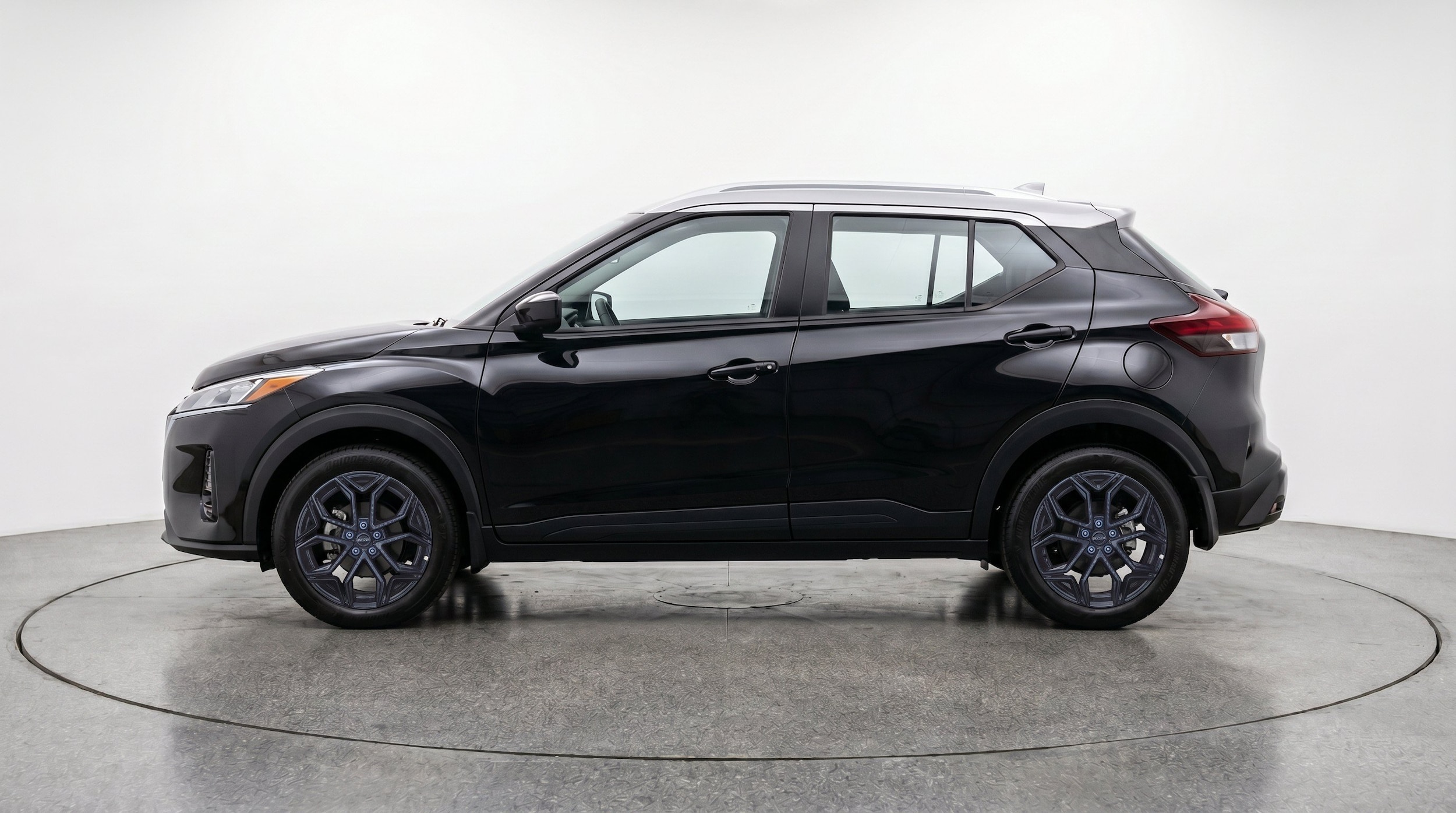 Thumbnail: 2026 Nissan Kicks - 5