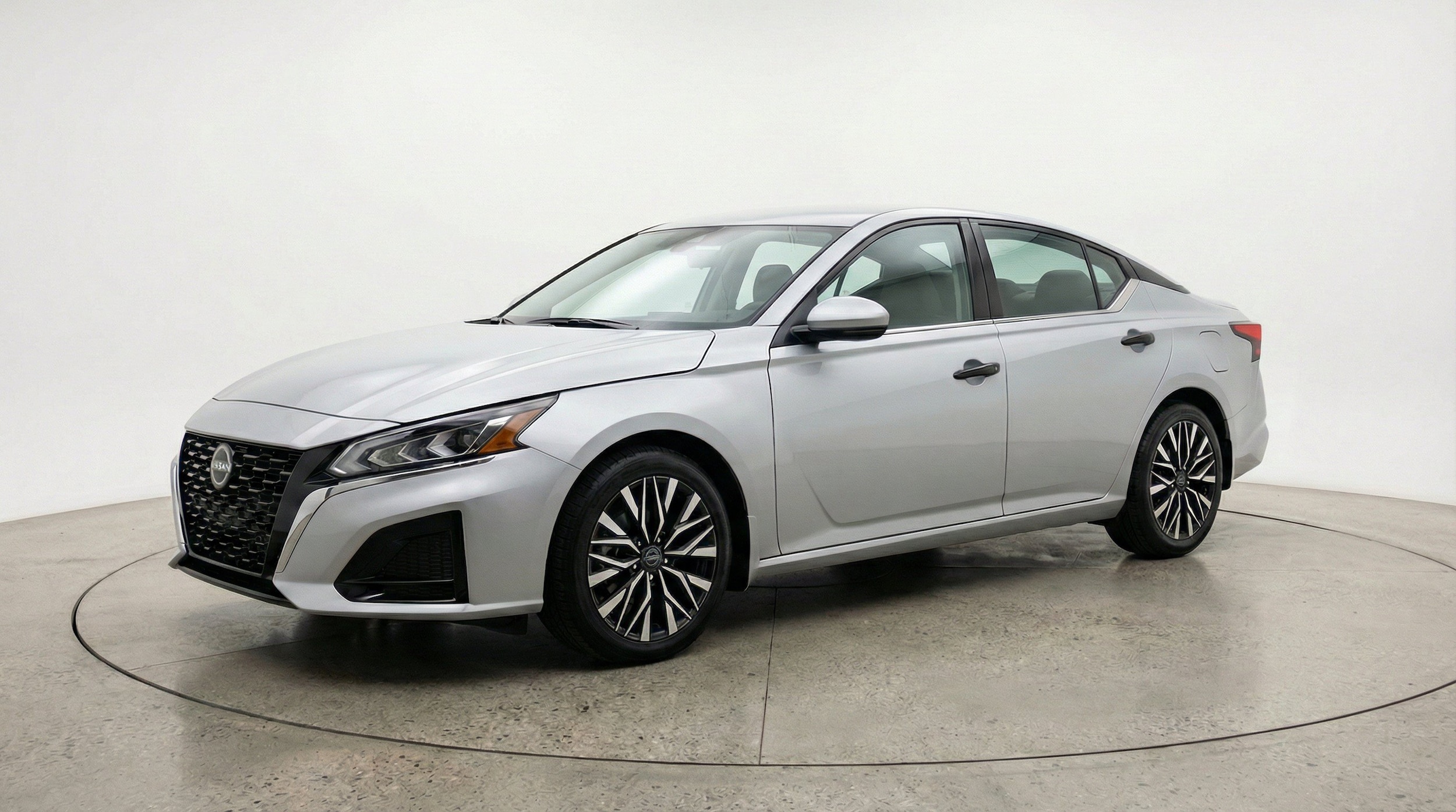 Thumbnail: 2025 Nissan Altima - 3