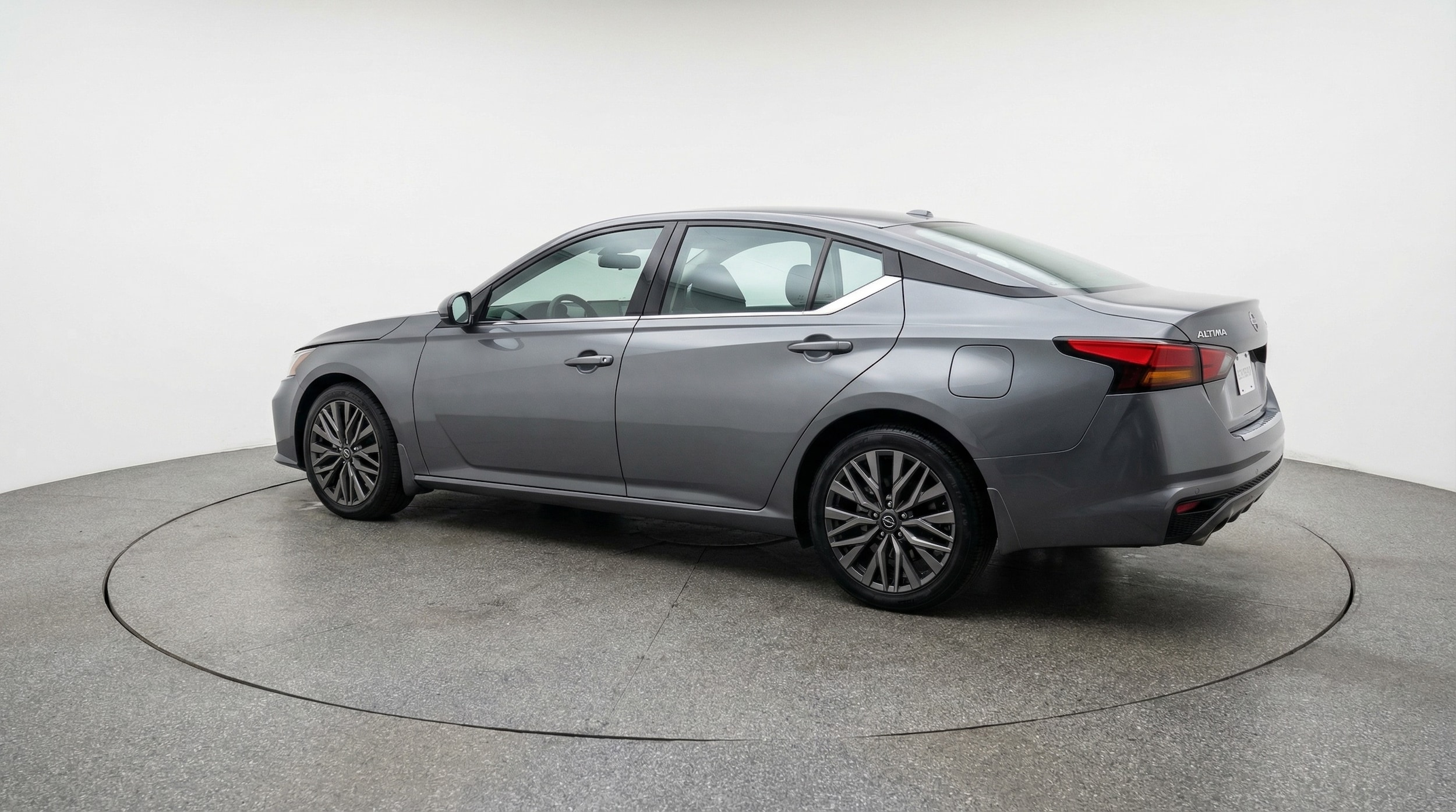 Thumbnail: 2025 Nissan Altima - 5
