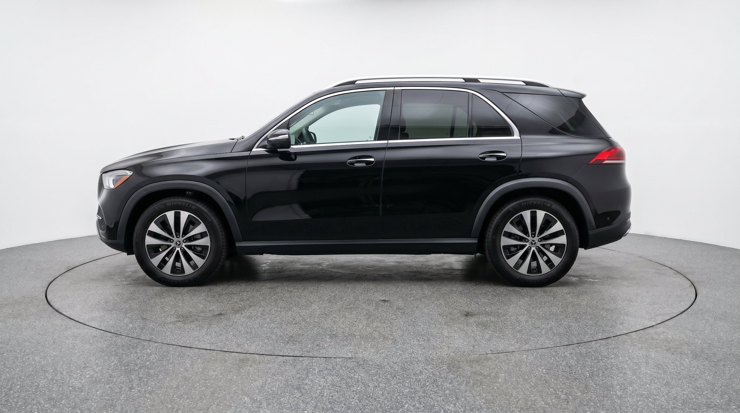 Thumbnail: 2026 Mercedes-Benz GLE - 5