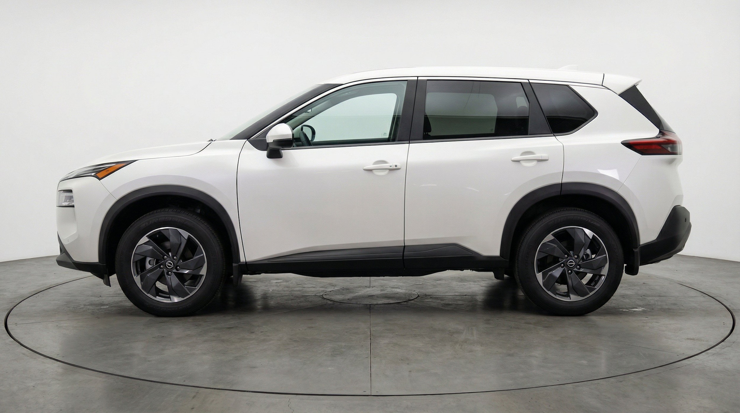 Thumbnail: 2025 Nissan Rogue - 5