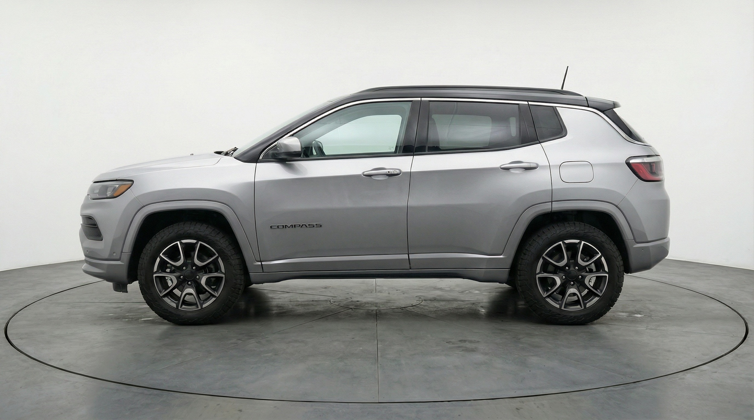 Thumbnail: 2025 Jeep Compass - 4
