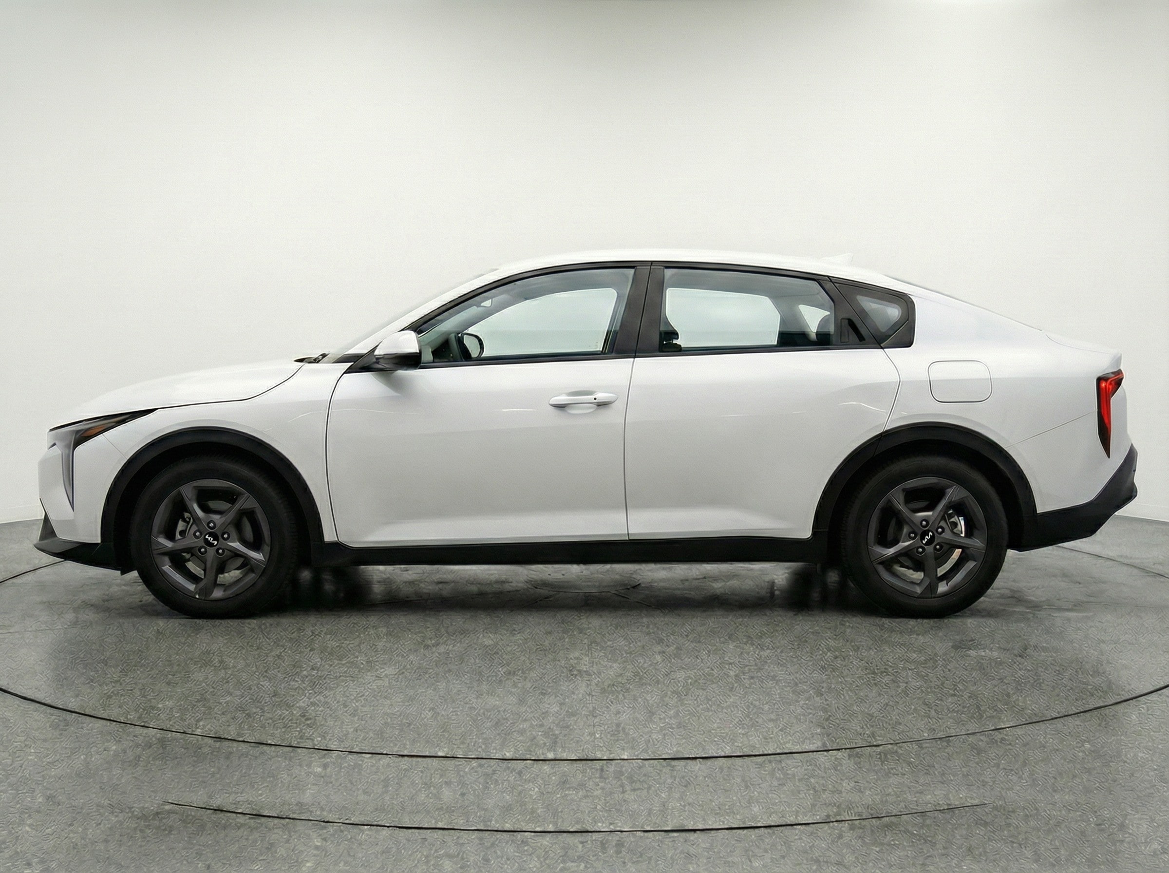 Thumbnail: 2025 Kia K4 - 4