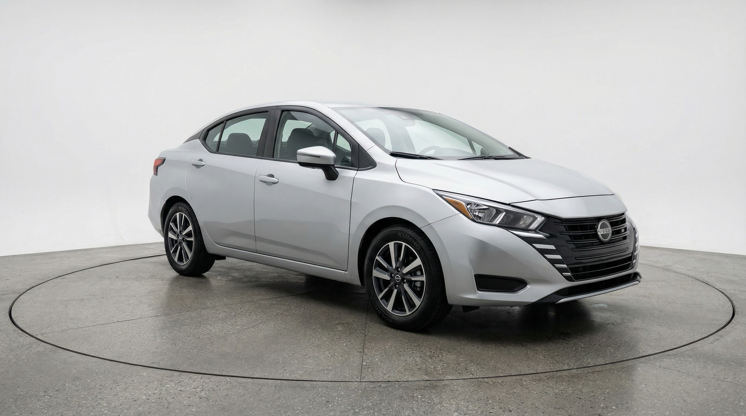 2025 Nissan Versa Sedan SV