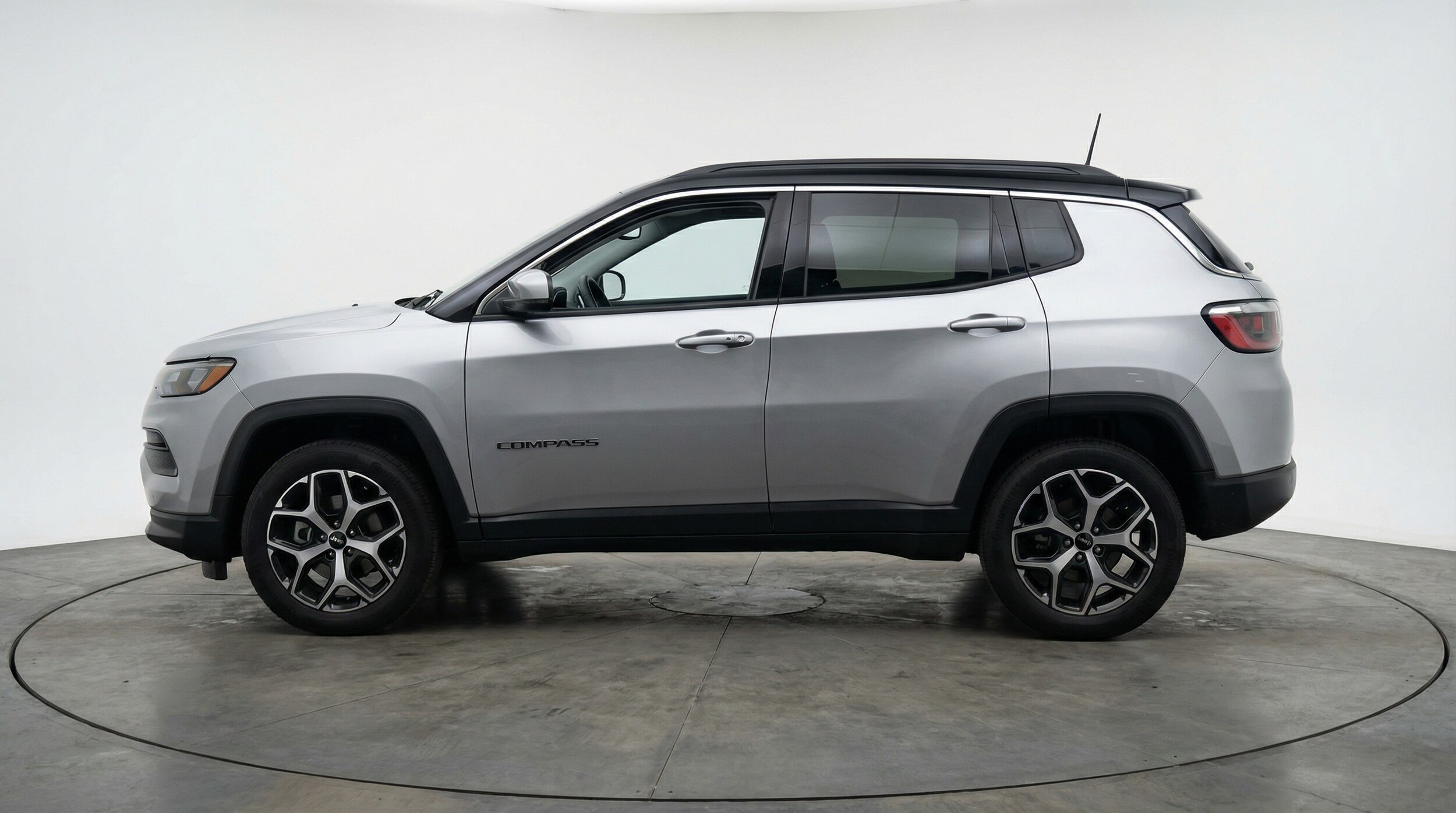 Thumbnail: 2025 Jeep Compass - 4