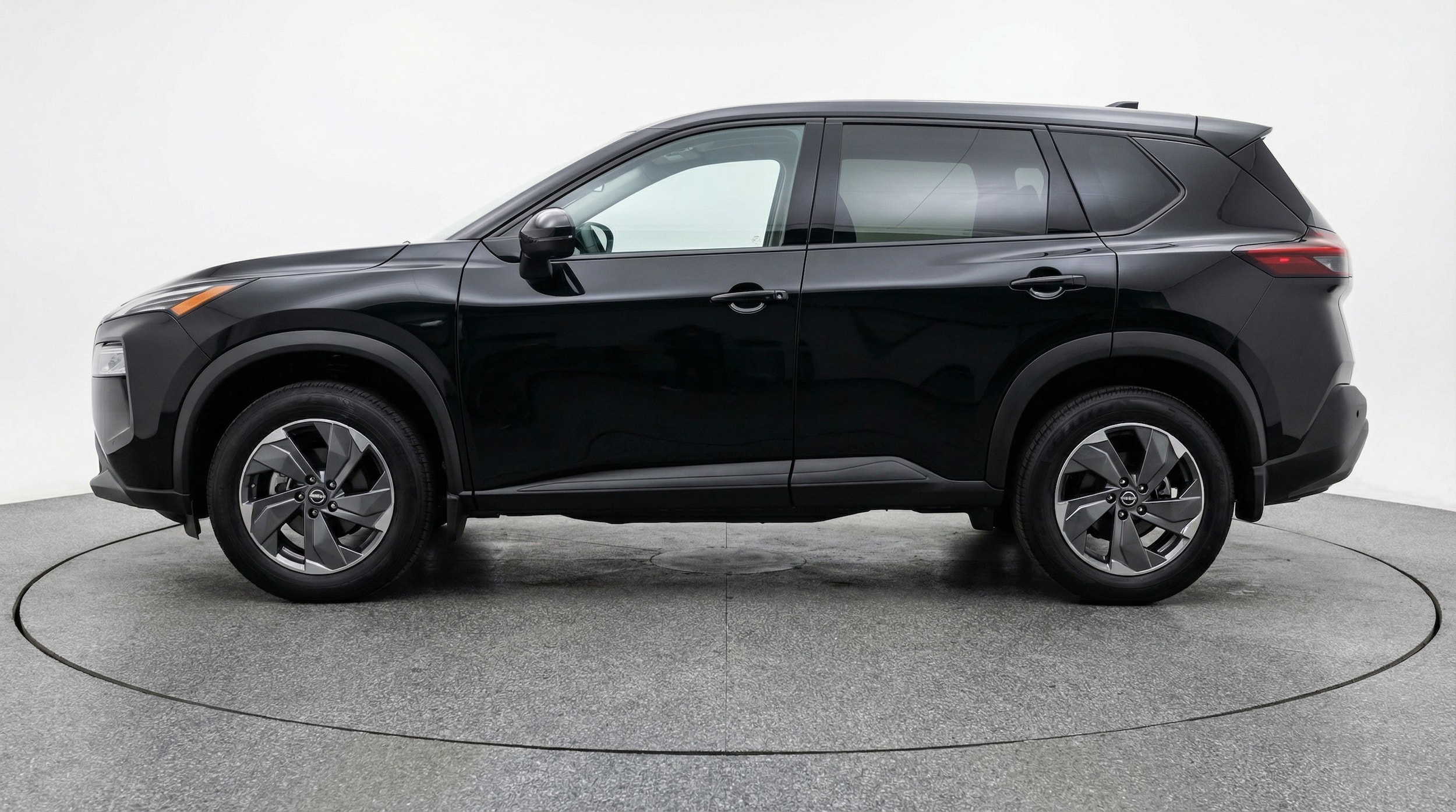 Thumbnail: 2025 Nissan Rogue - 4