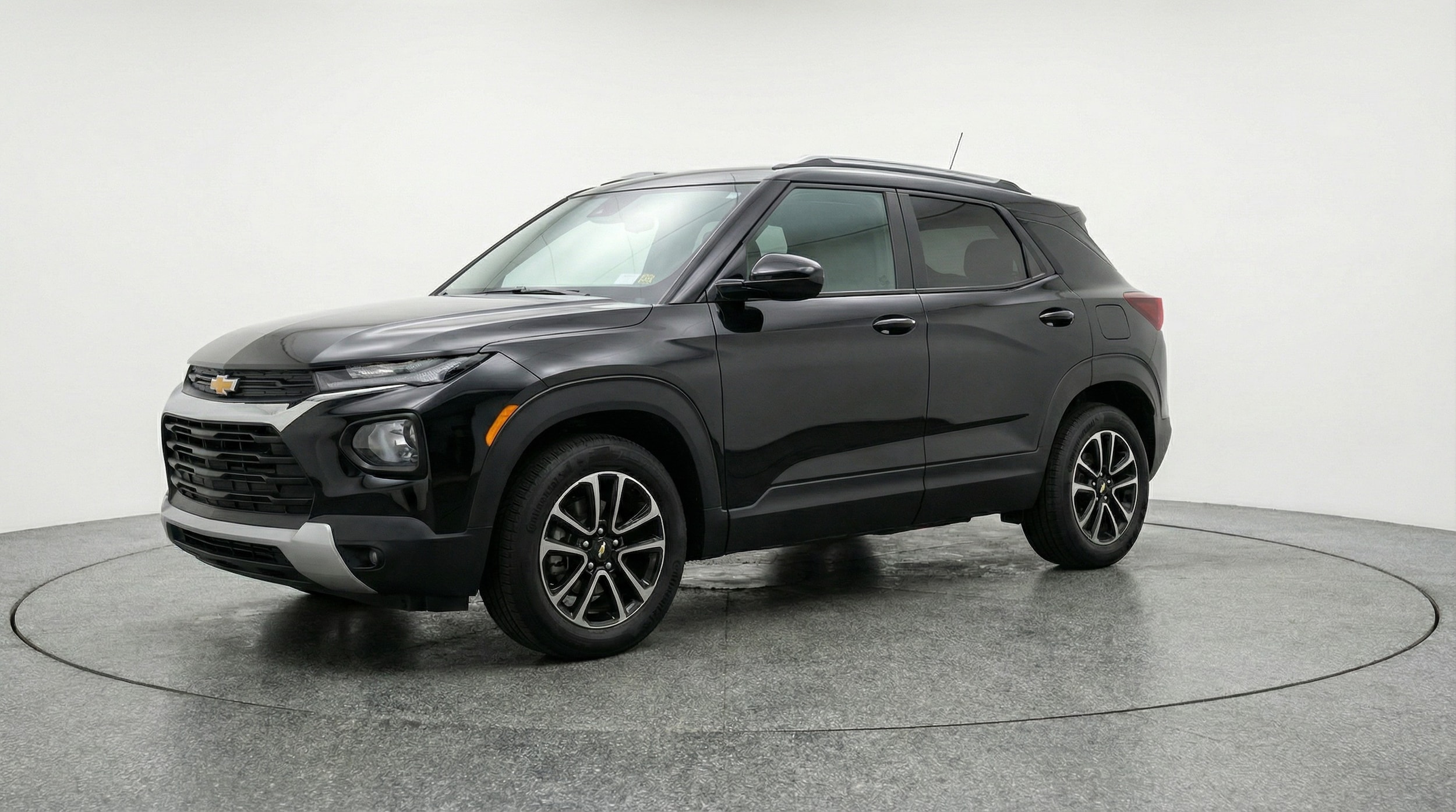 Thumbnail: 2025 Chevrolet TrailBlazer - 3