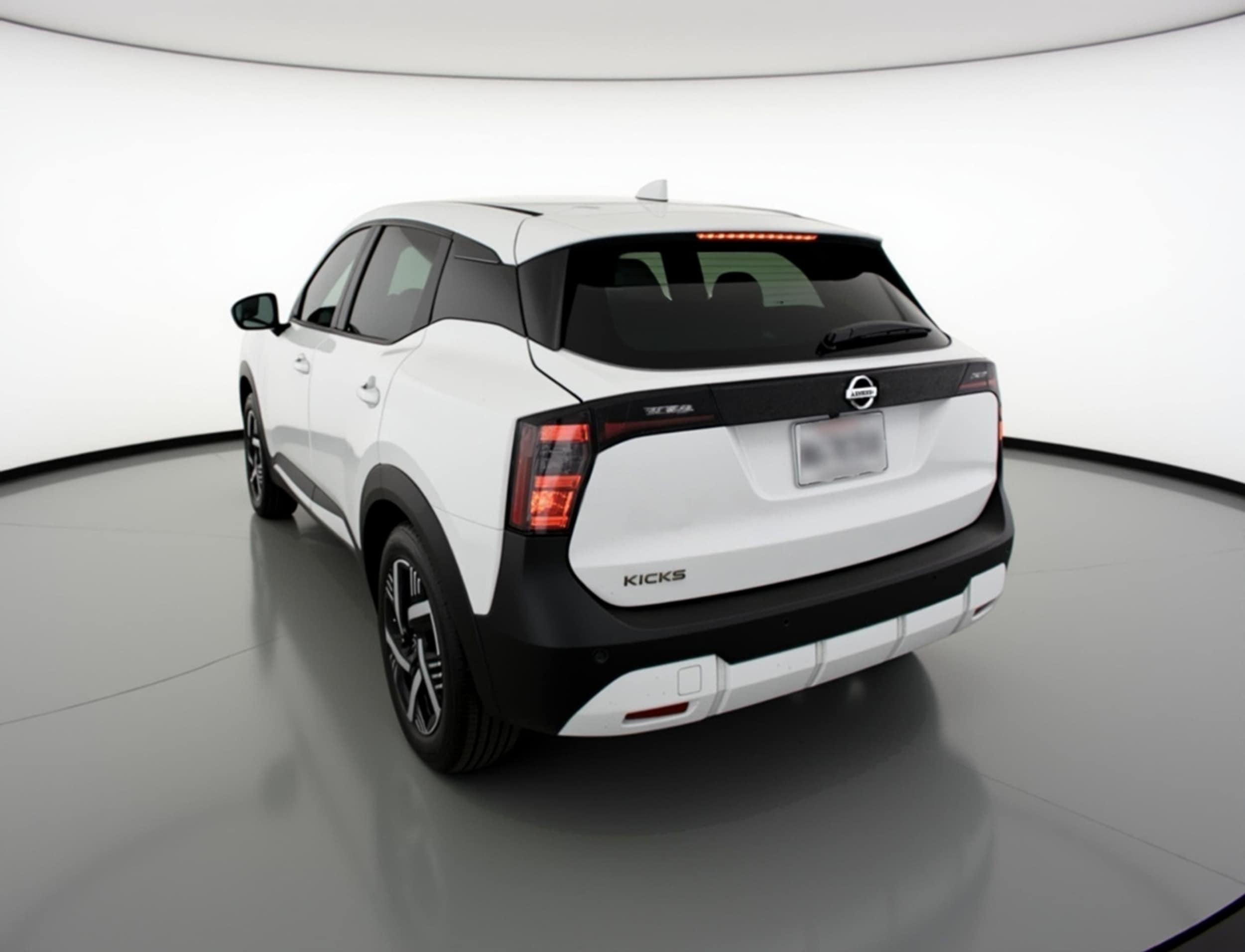 Thumbnail: 2025 Nissan Kicks - 5