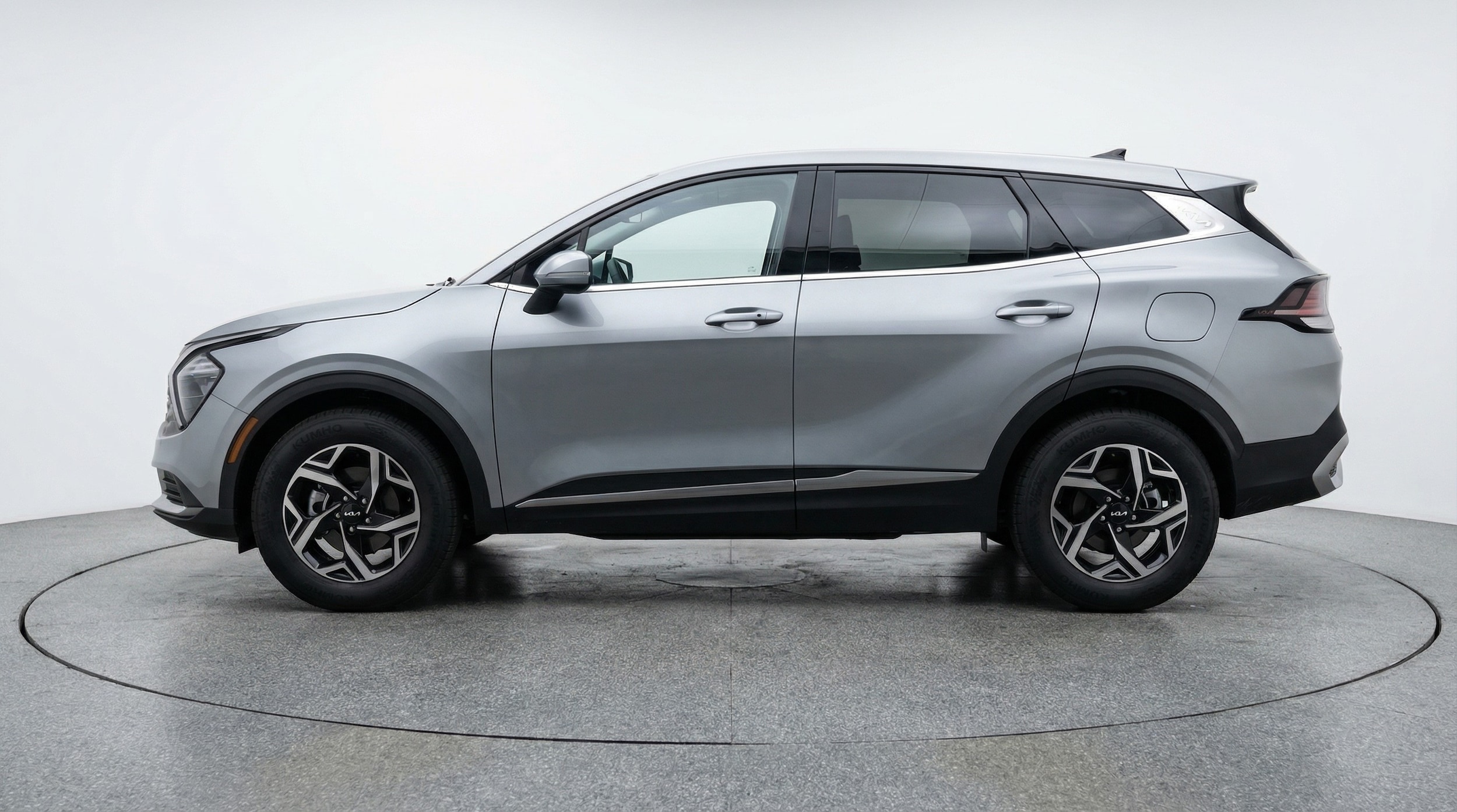 Thumbnail: 2025 Kia Sportage - 4