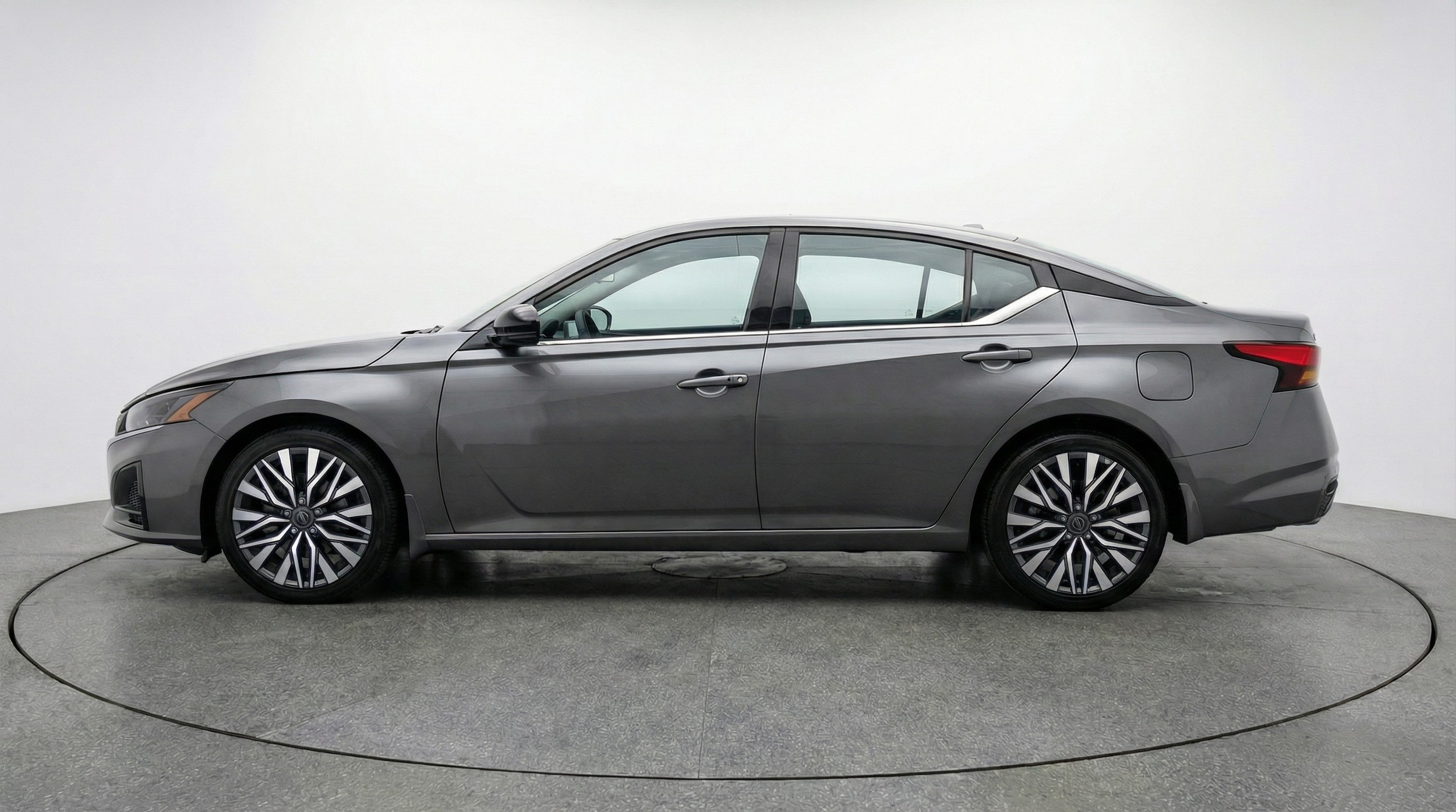 Thumbnail: 2025 Nissan Altima - 4