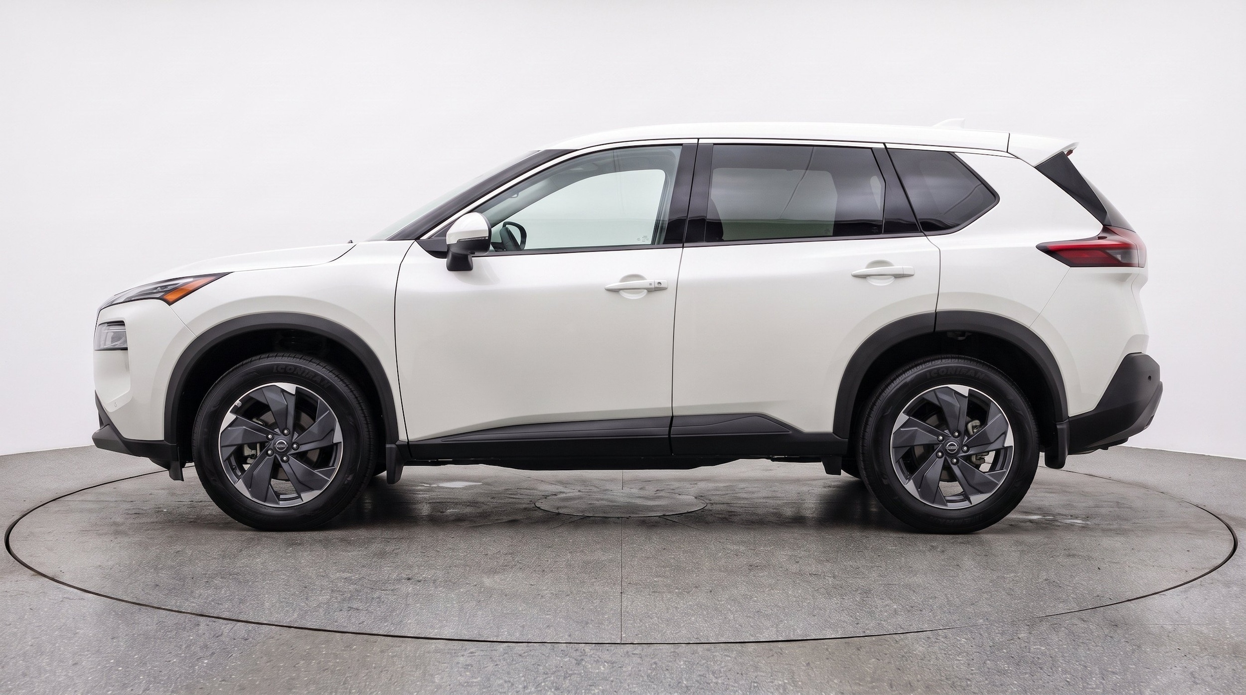 Thumbnail: 2026 Nissan Rogue - 5