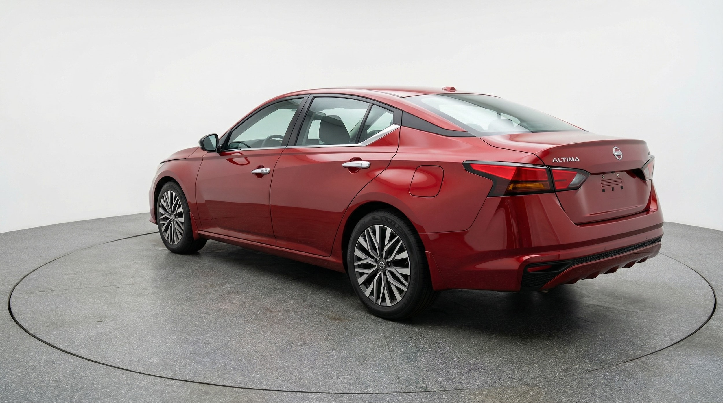 Thumbnail: 2025 Nissan Altima - 5