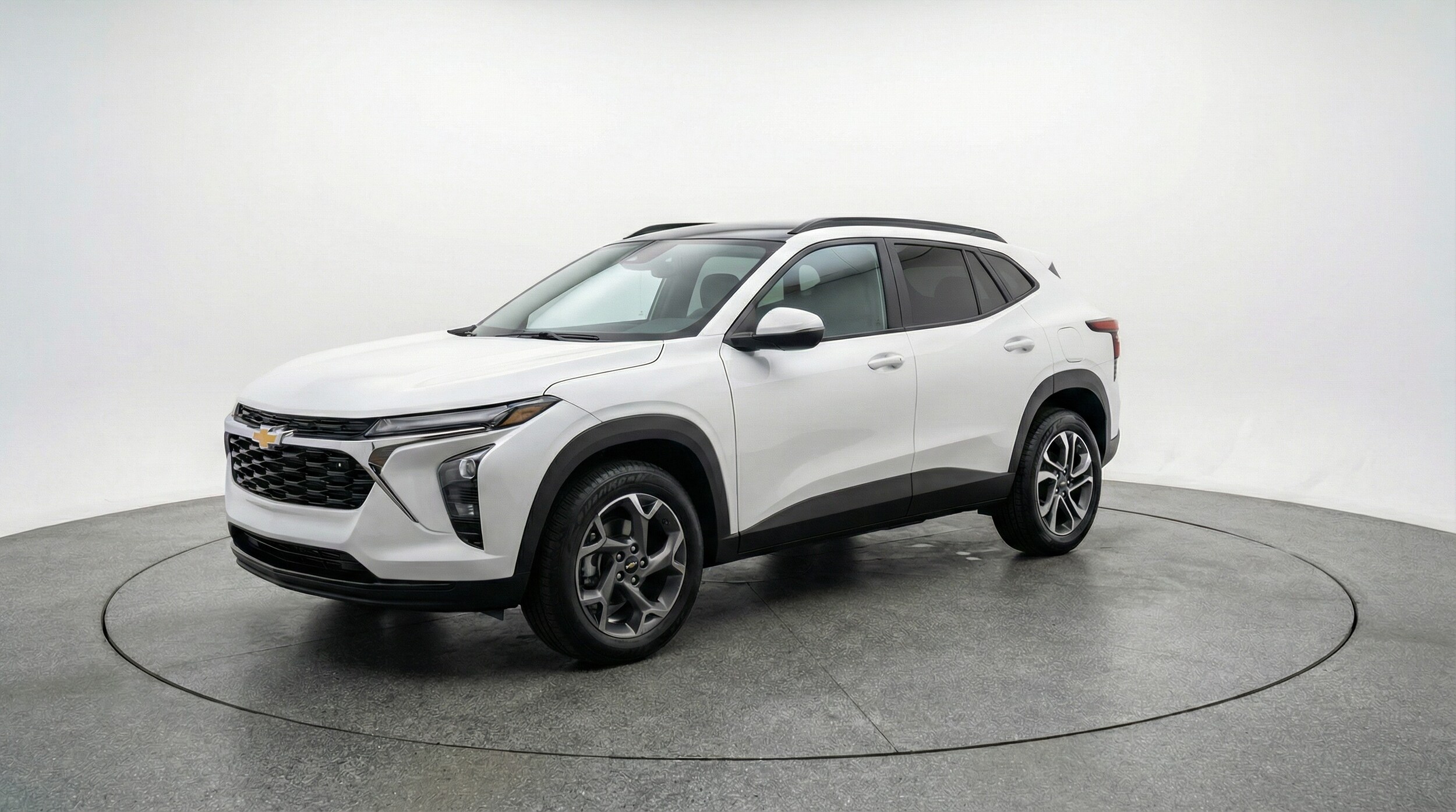 Thumbnail: 2025 Chevrolet Trax - 3