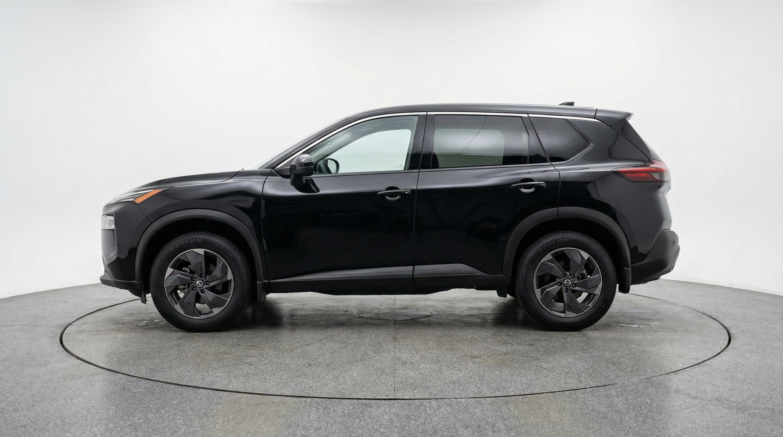 Thumbnail: 2025 Nissan Rogue - 4