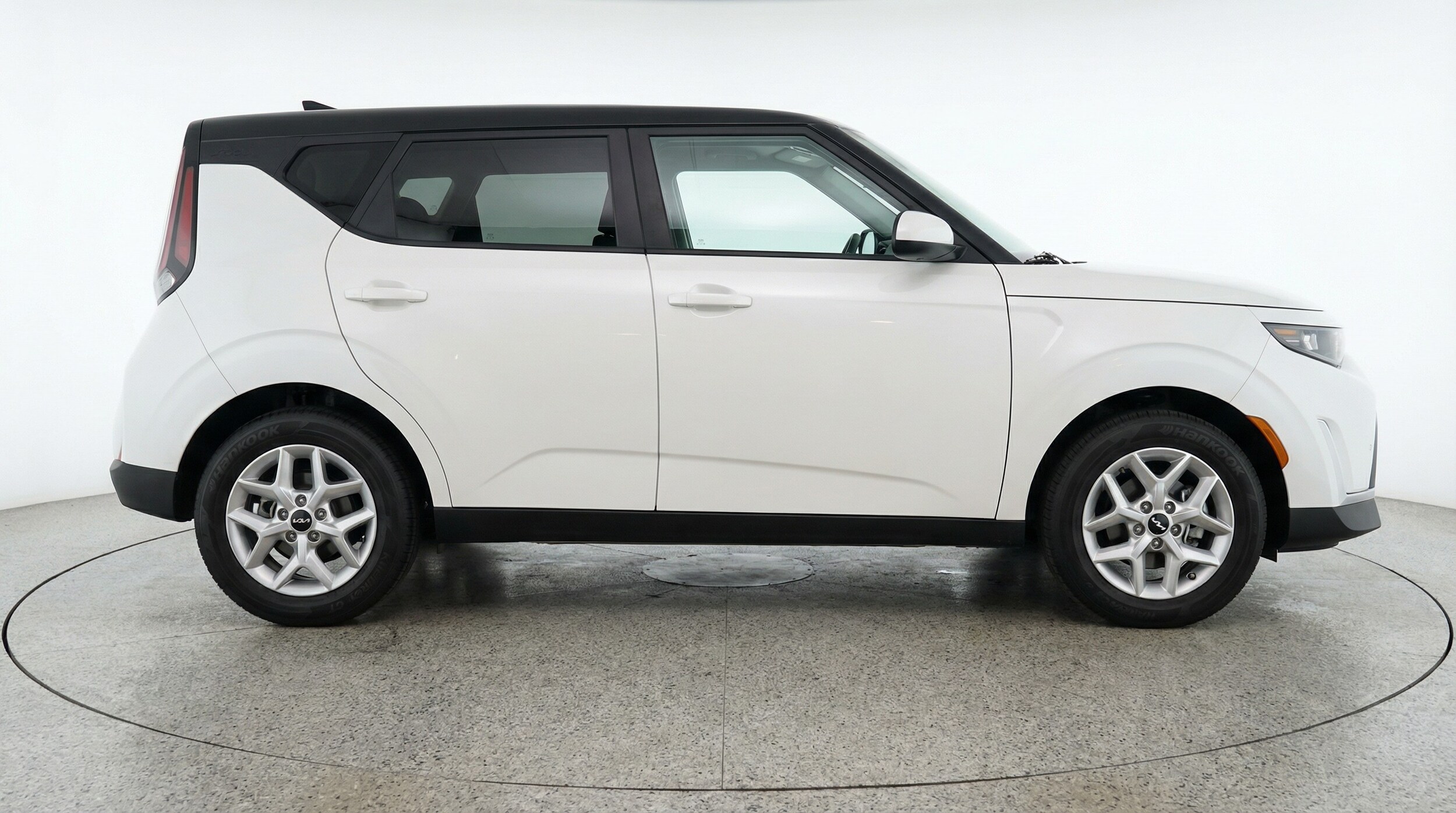 Thumbnail: 2025 Kia Soul - 8