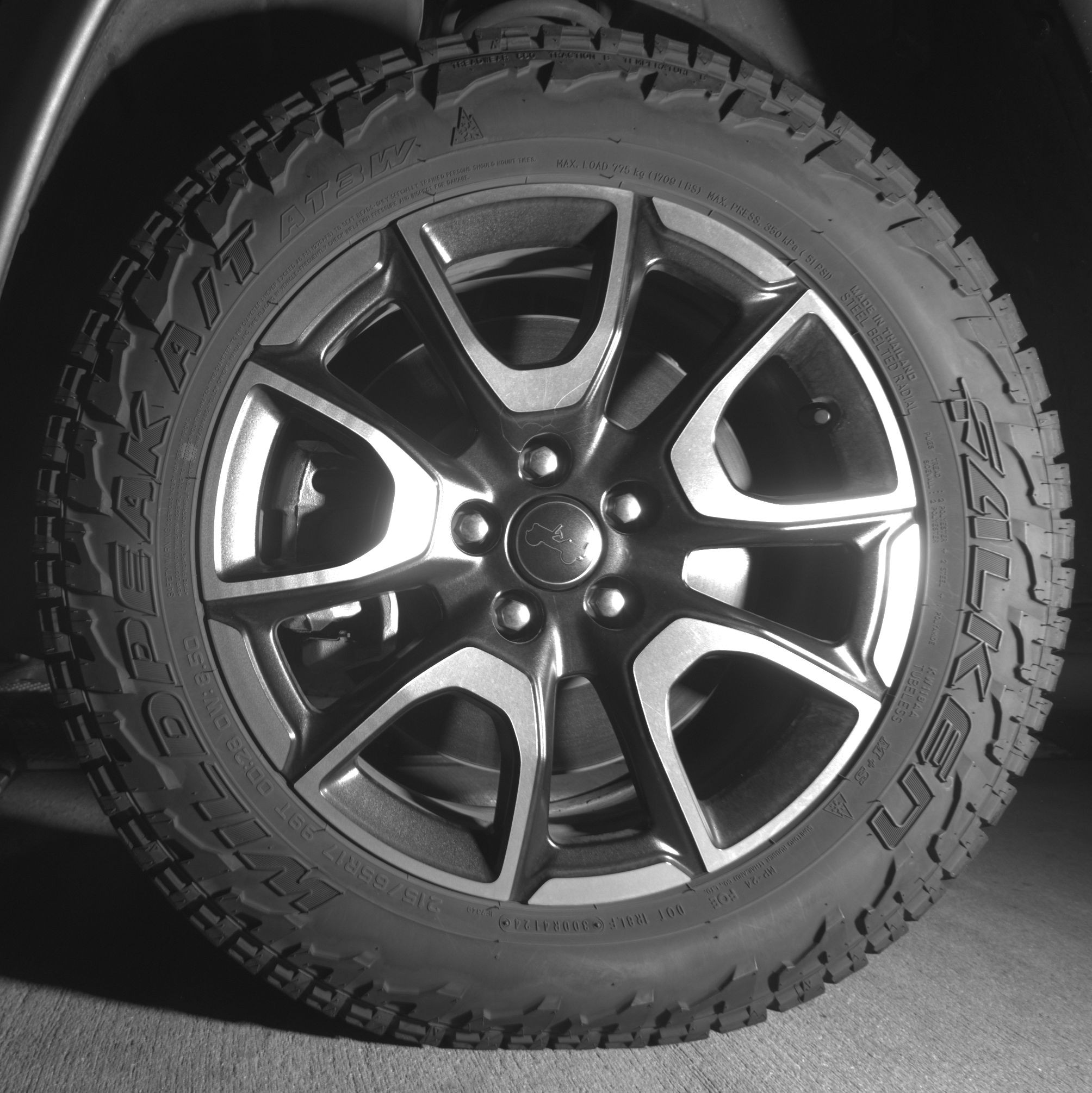 Thumbnail: 2025 Jeep Compass - 9