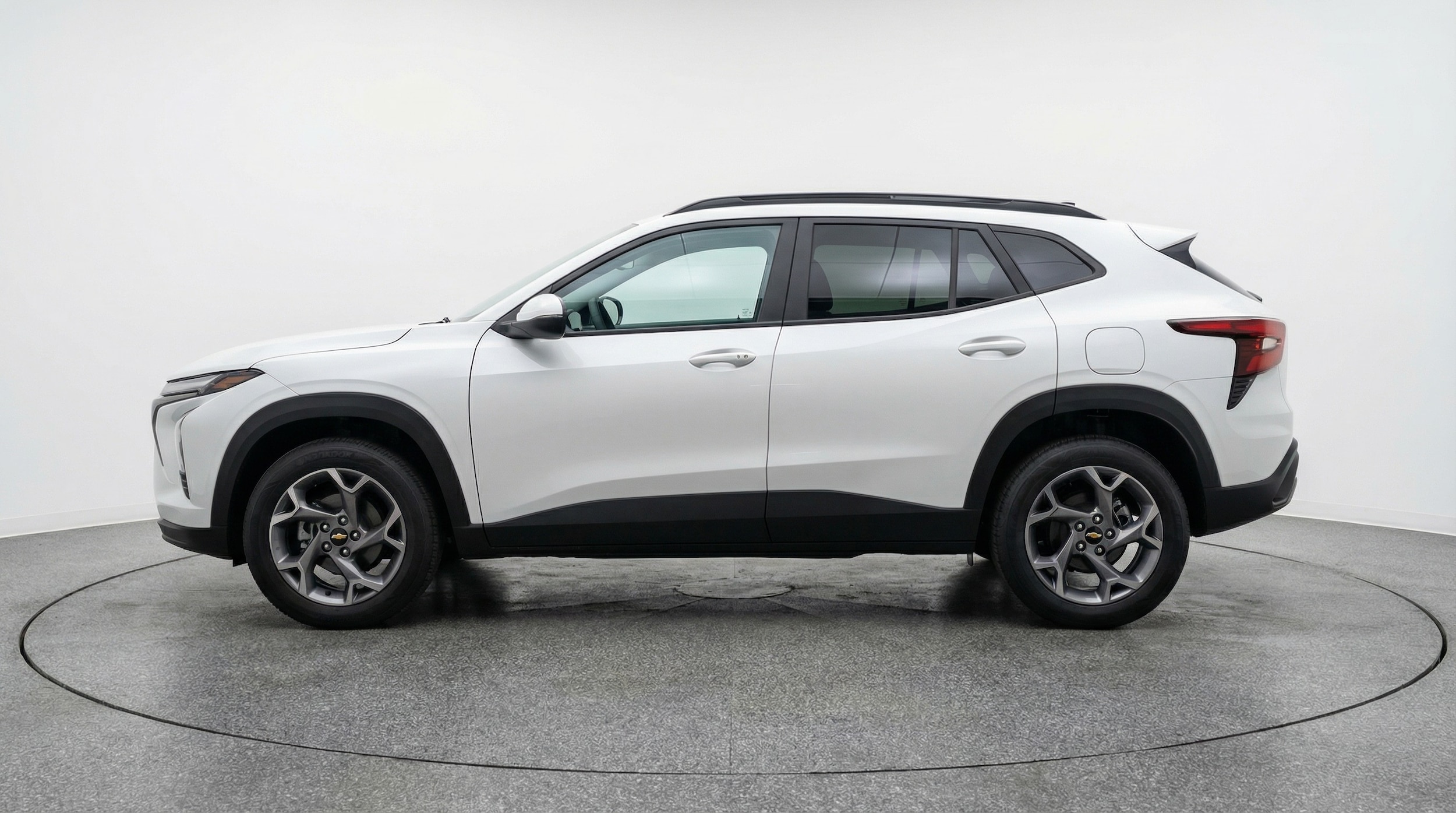 Thumbnail: 2025 Chevrolet Trax - 4