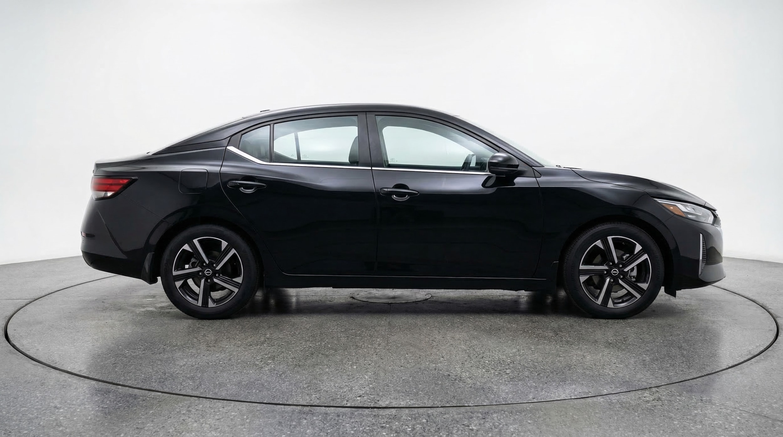 Thumbnail: 2025 Nissan Sentra - 8