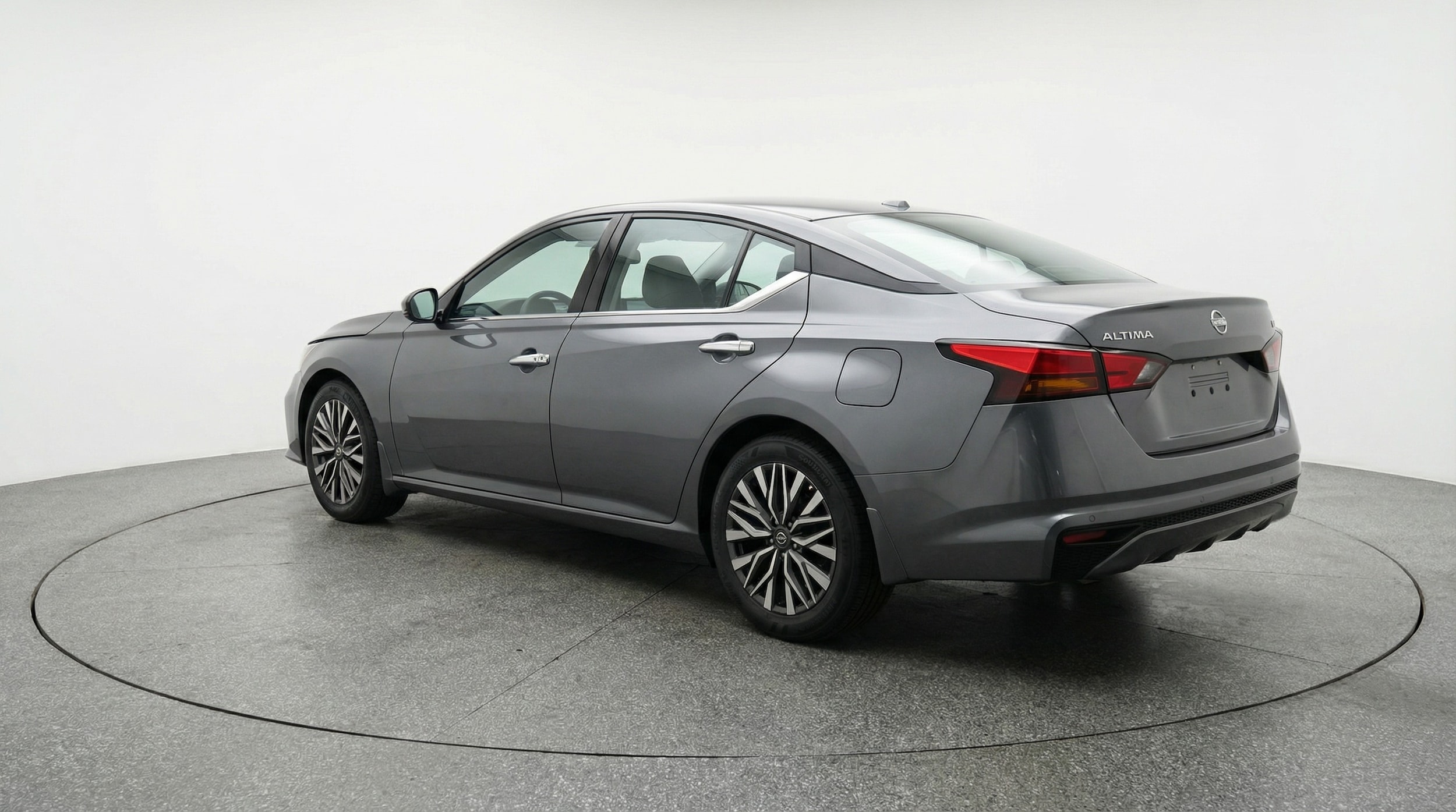 Thumbnail: 2025 Nissan Altima - 5