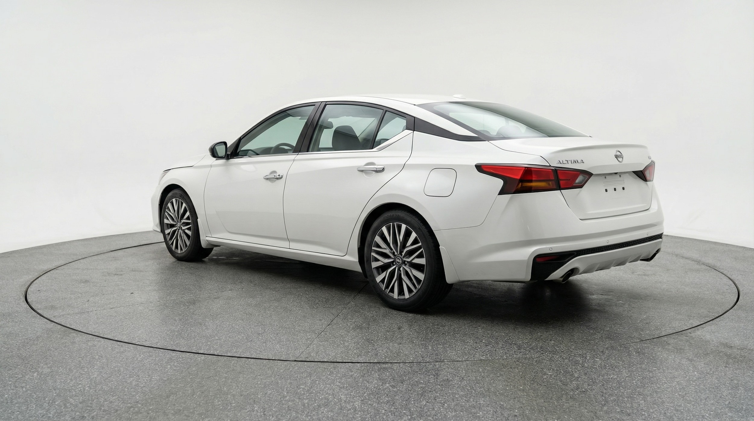 Thumbnail: 2025 Nissan Altima - 5