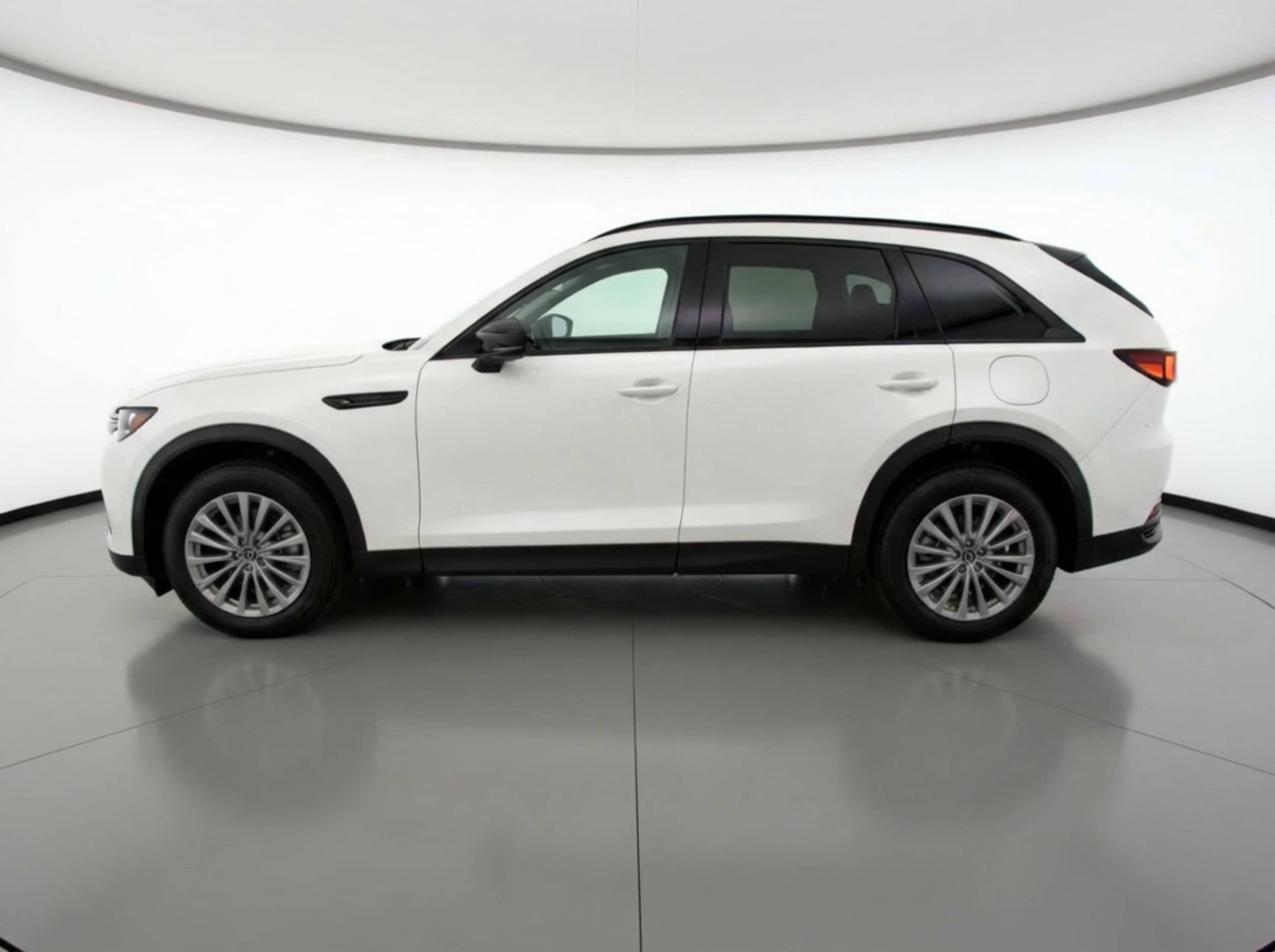 Thumbnail: 2025 Mazda CX-70 - 4