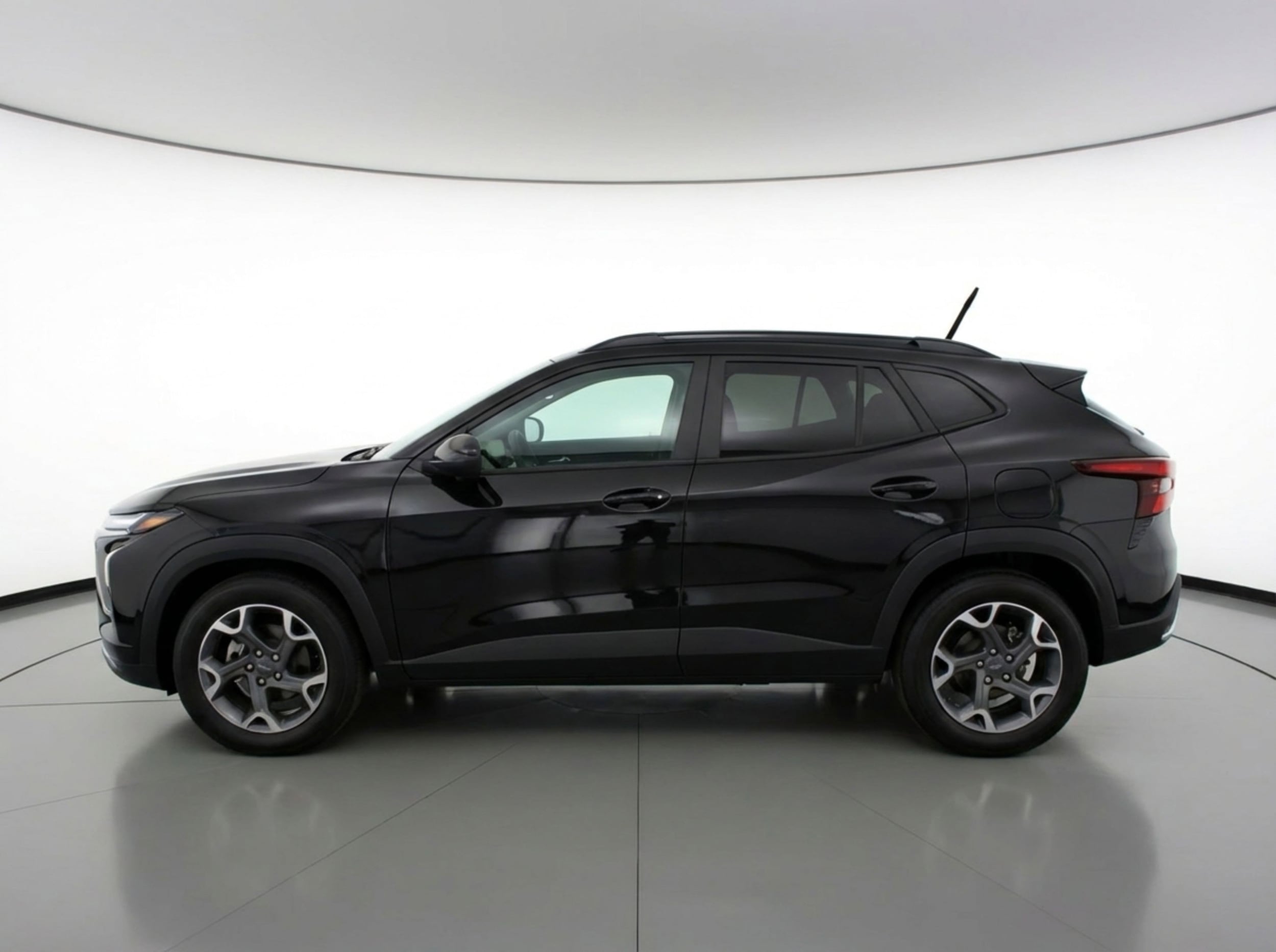 Thumbnail: 2025 Chevrolet Trax - 5