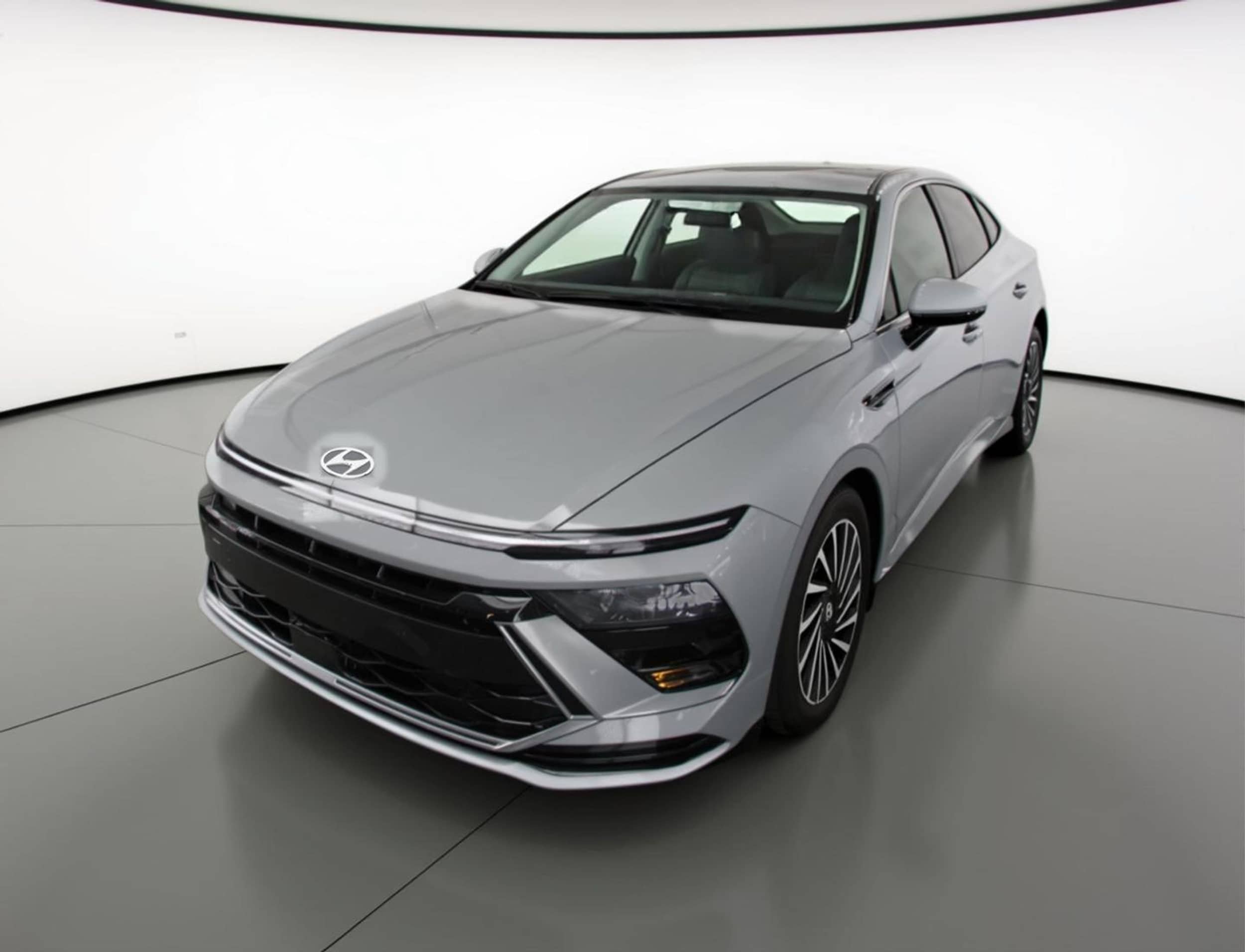 Thumbnail: 2025 Hyundai Sonata - 3