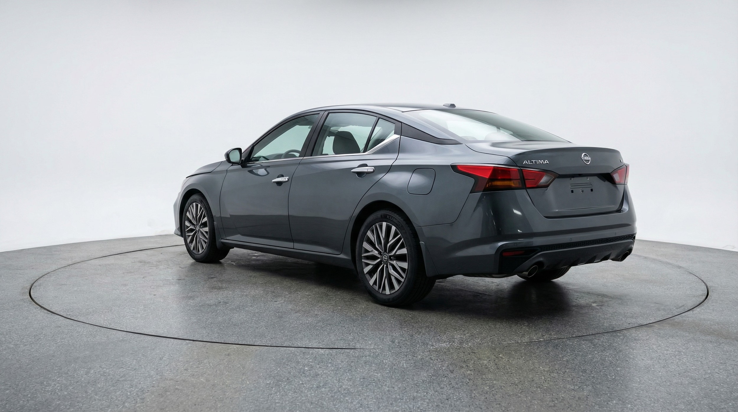 Thumbnail: 2025 Nissan Altima - 5