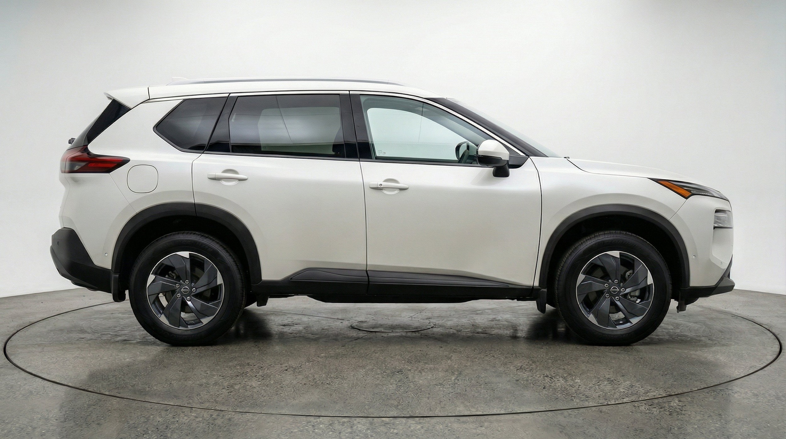 Thumbnail: 2025 Nissan Rogue - 11