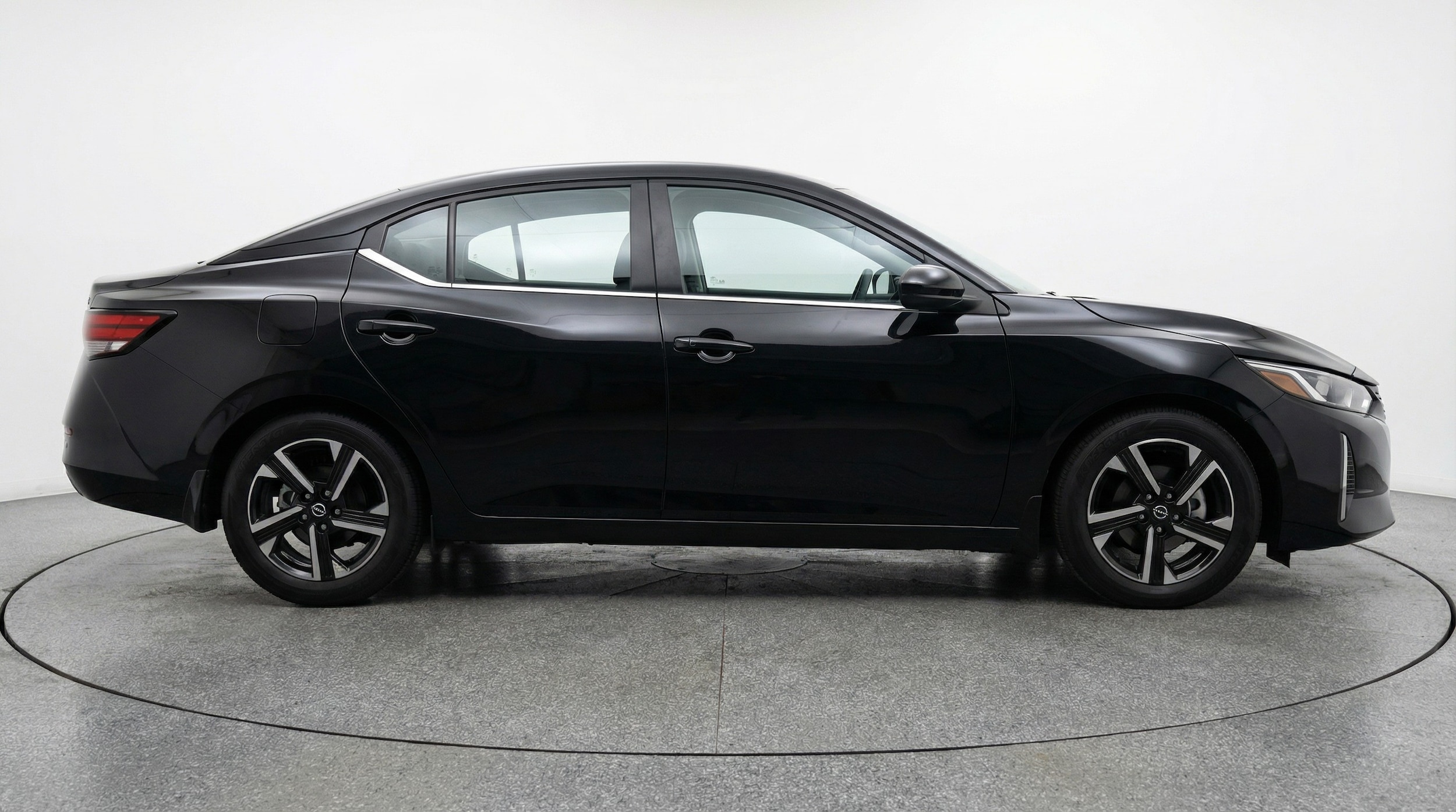 Thumbnail: 2025 Nissan Sentra - 8