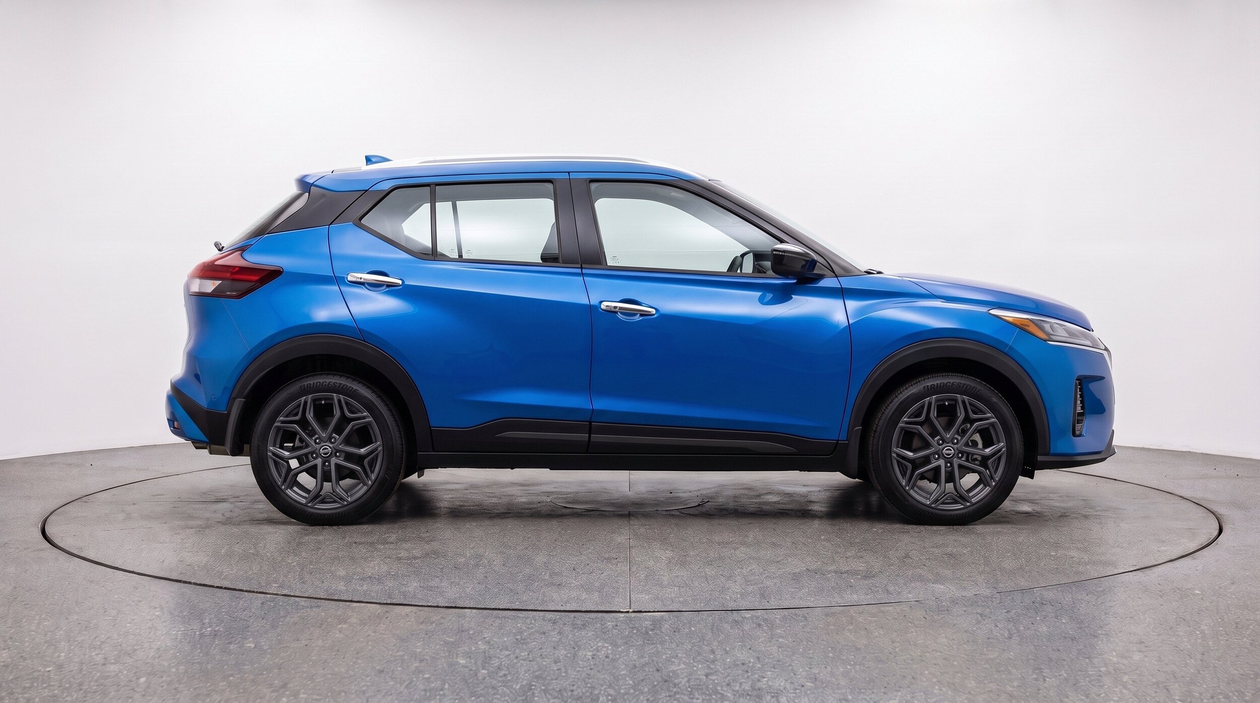 Thumbnail: 2026 Nissan Kicks - 10