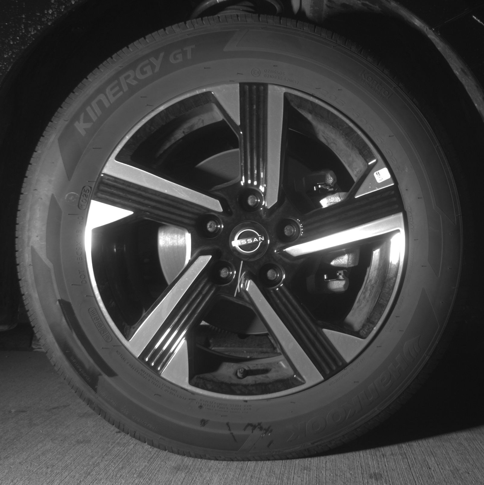 Thumbnail: 2025 Nissan Sentra - 10