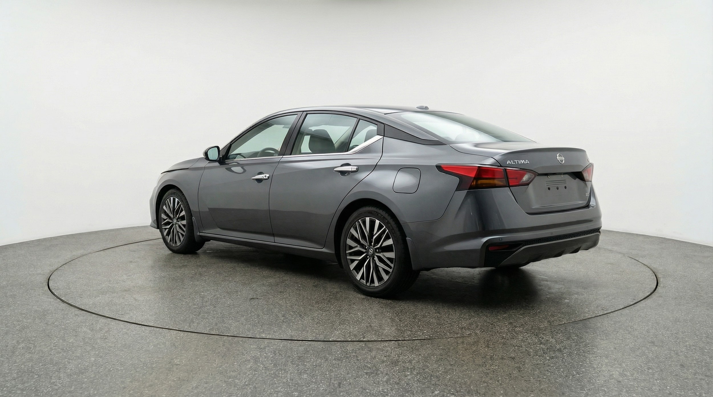 Thumbnail: 2025 Nissan Altima - 5