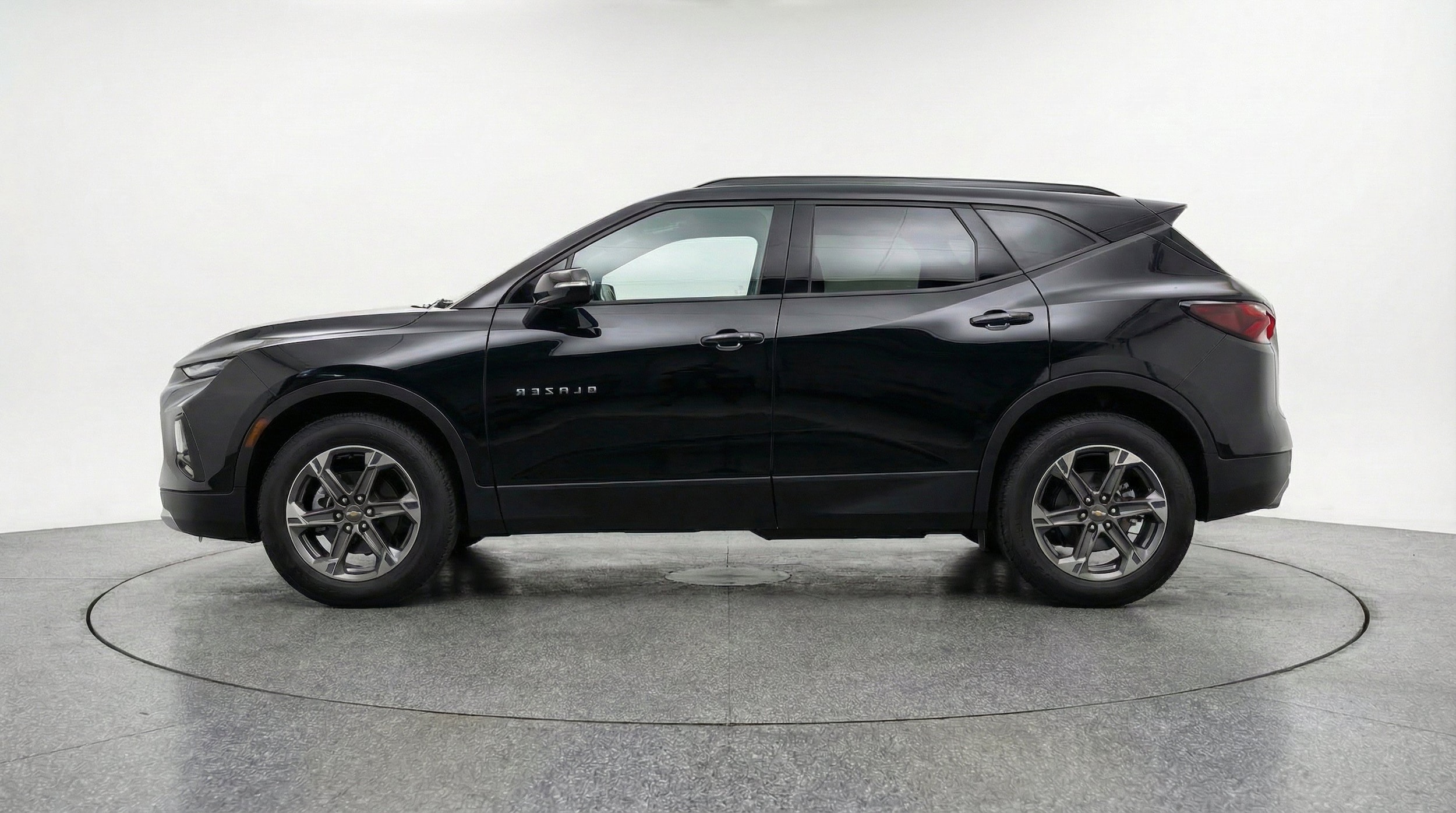 Thumbnail: 2025 Chevrolet Blazer - 5