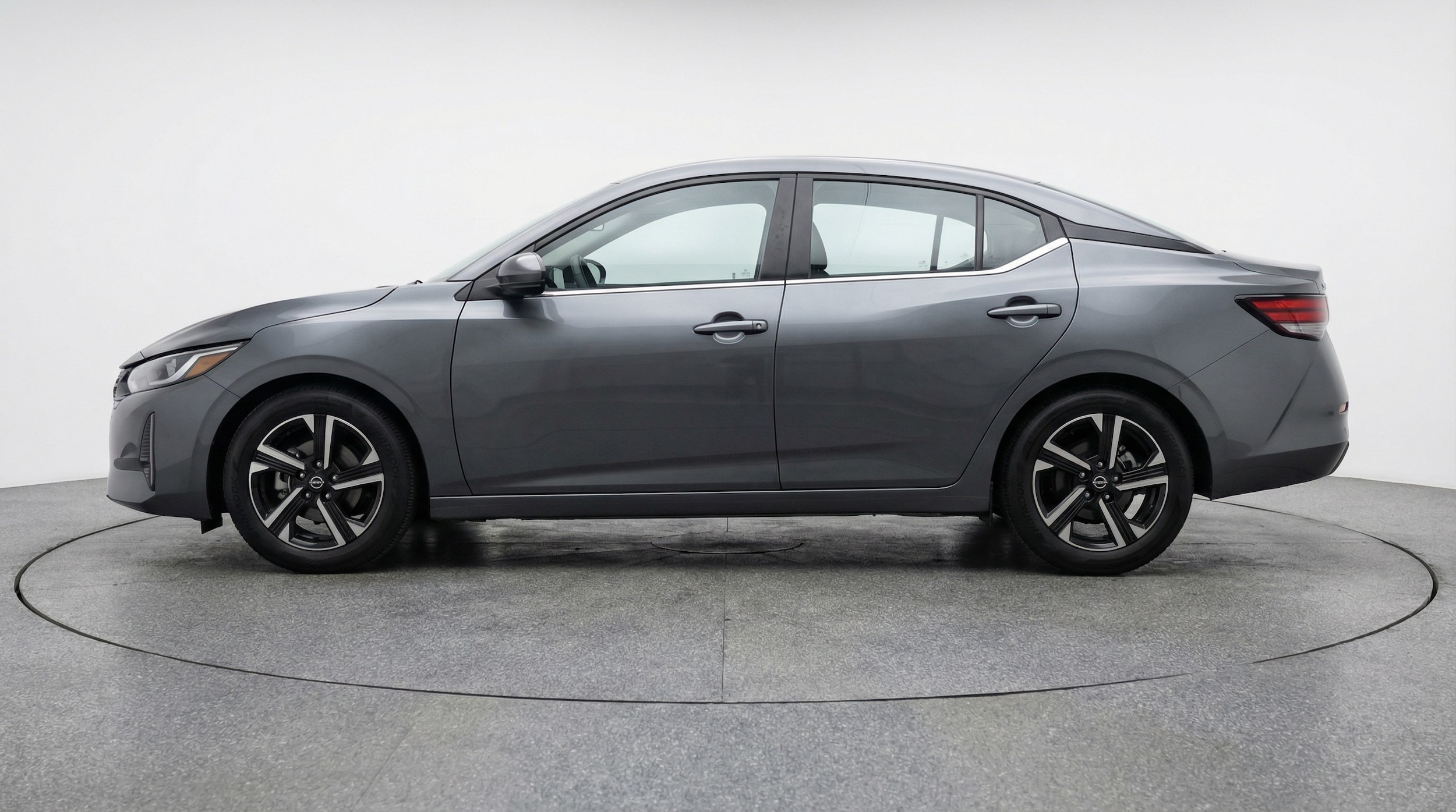 Thumbnail: 2025 Nissan Sentra - 4