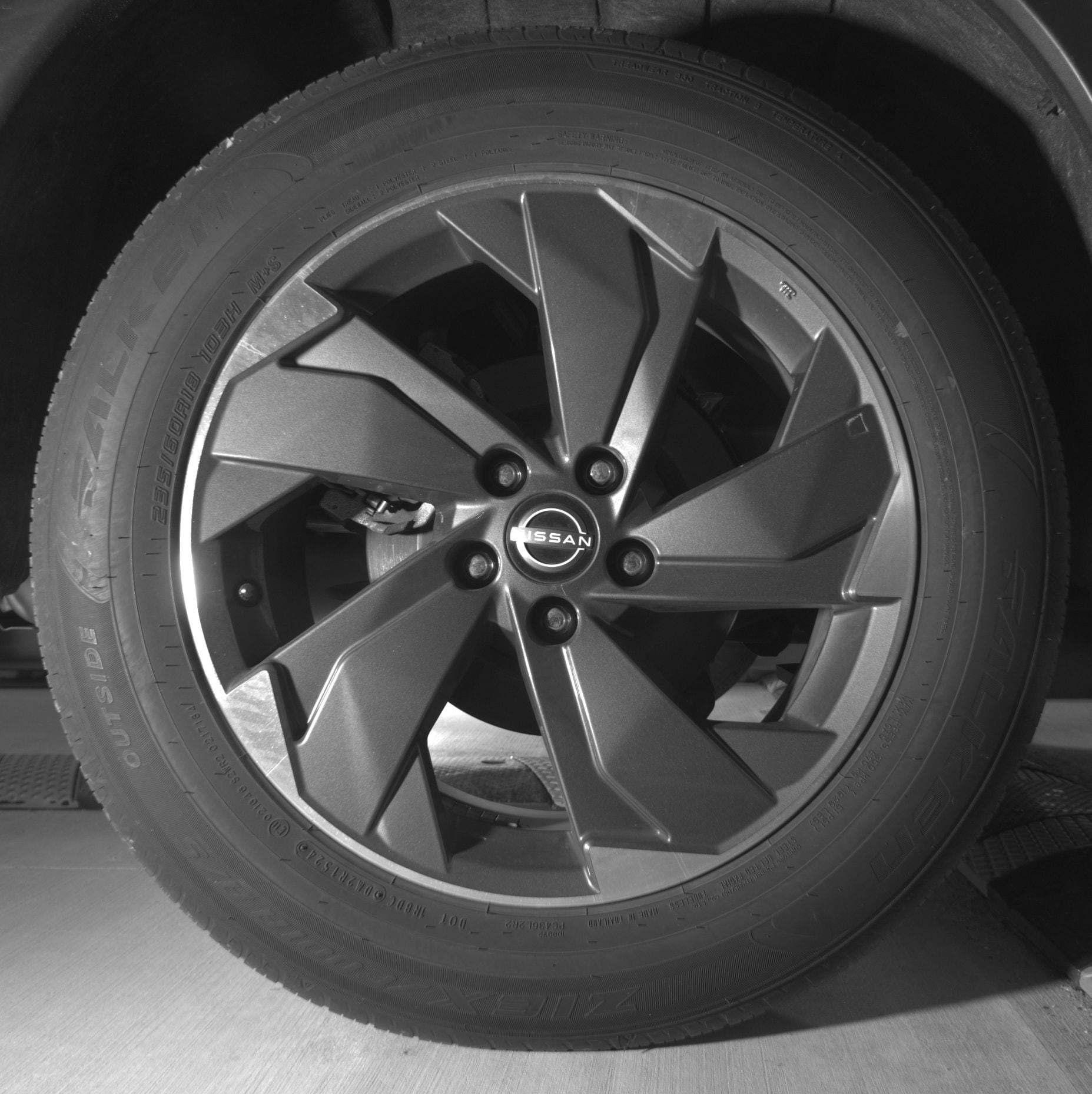 Thumbnail: 2025 Nissan Rogue - 12