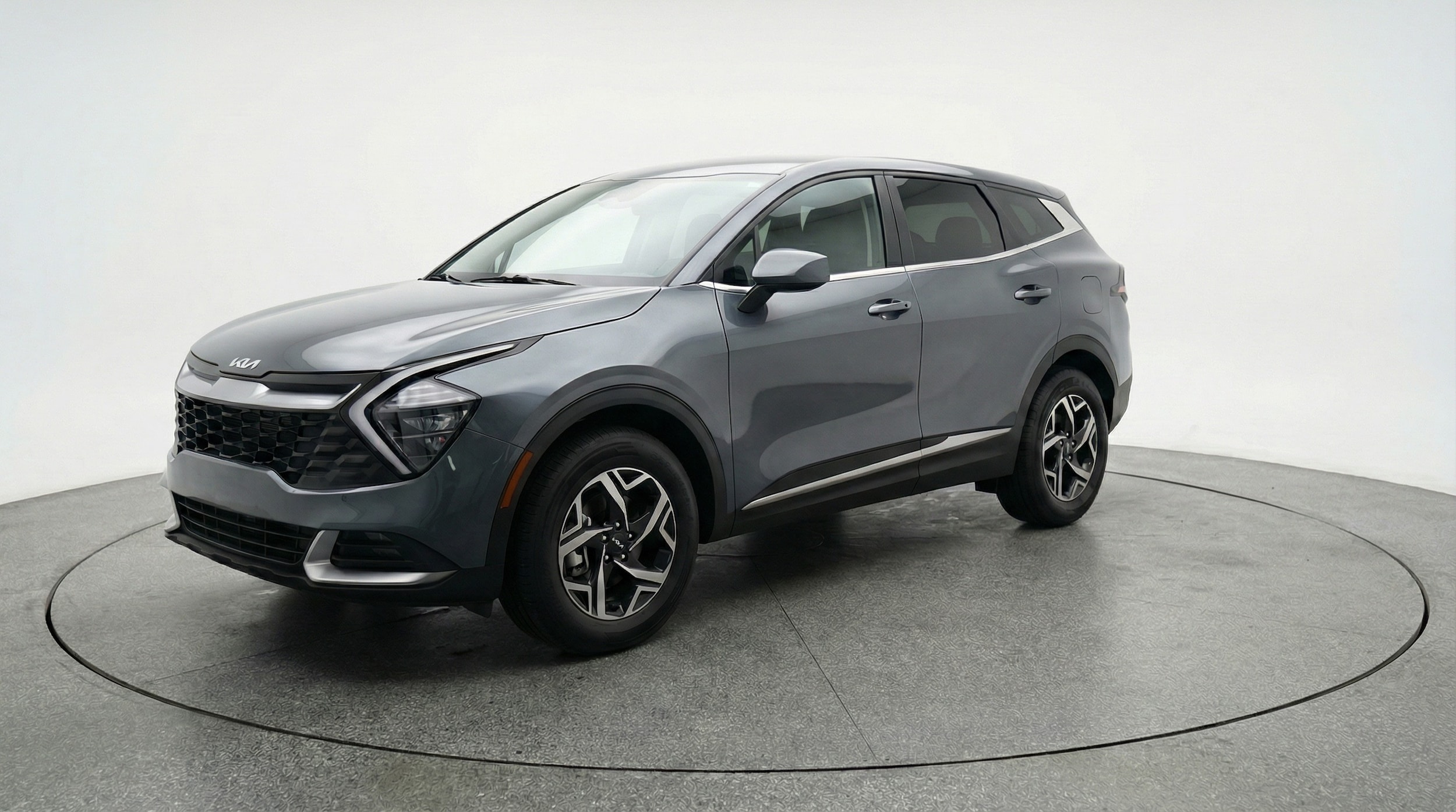 Thumbnail: 2025 Kia Sportage - 3