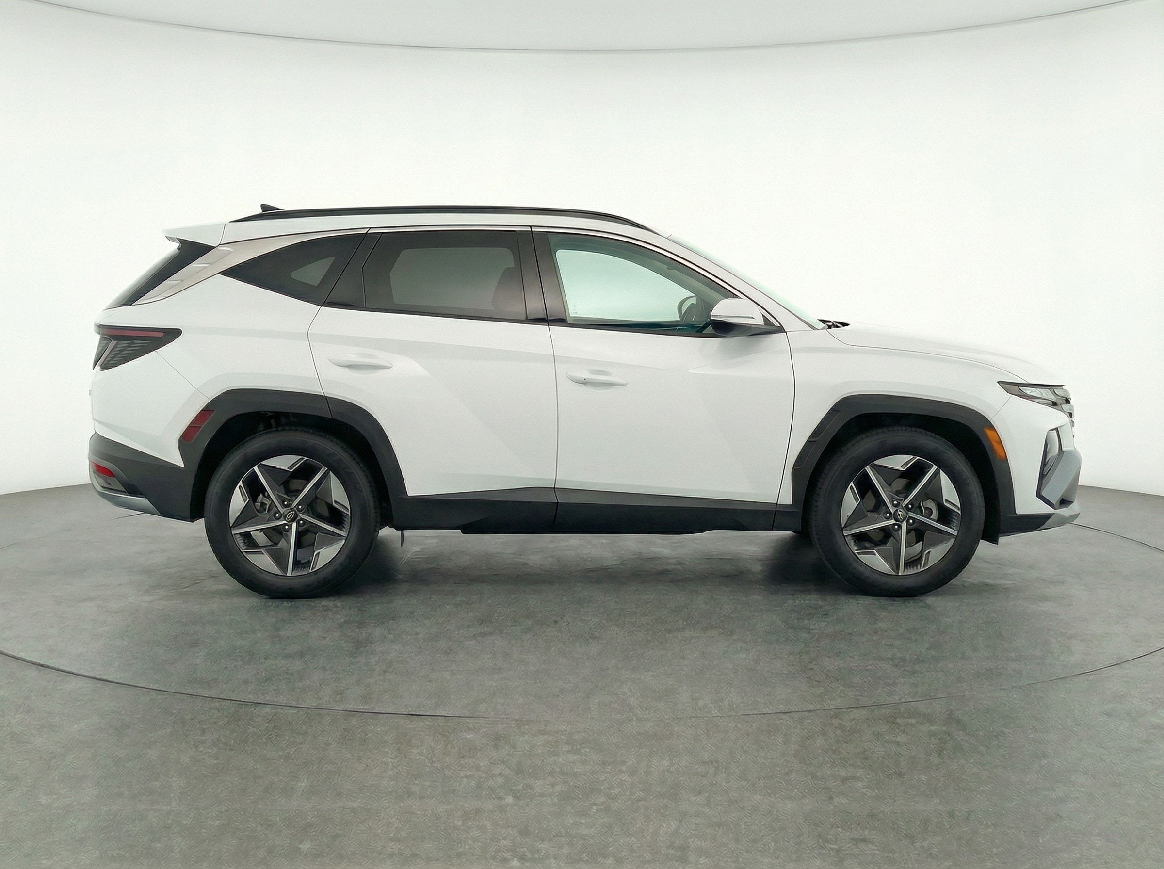 Thumbnail: 2025 Hyundai Tucson - 8