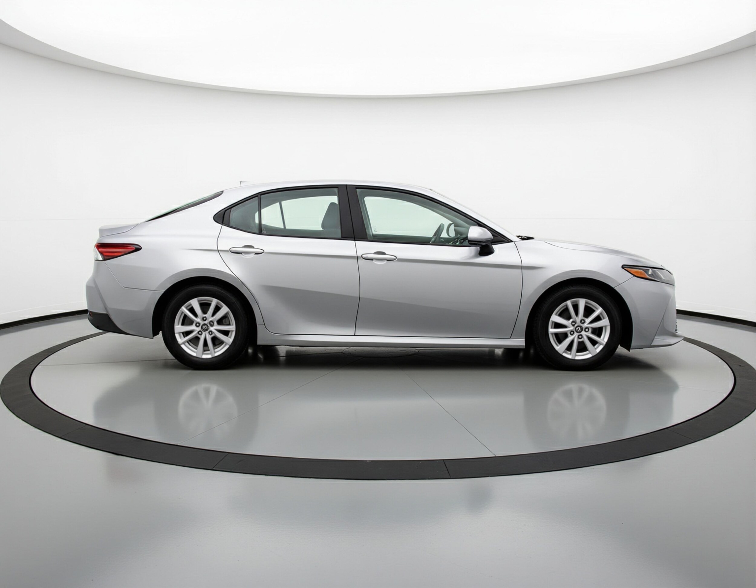 Thumbnail: 2025 Toyota Camry - 8