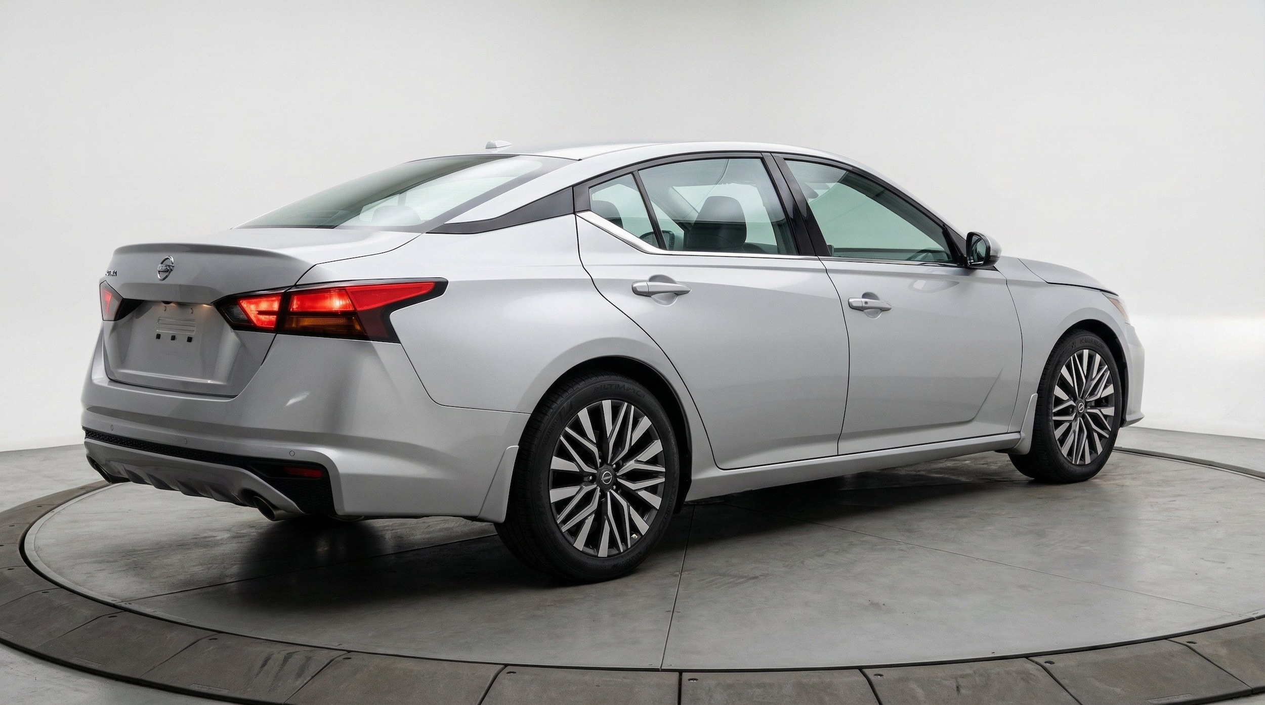 Thumbnail: 2026 Nissan Altima - 9
