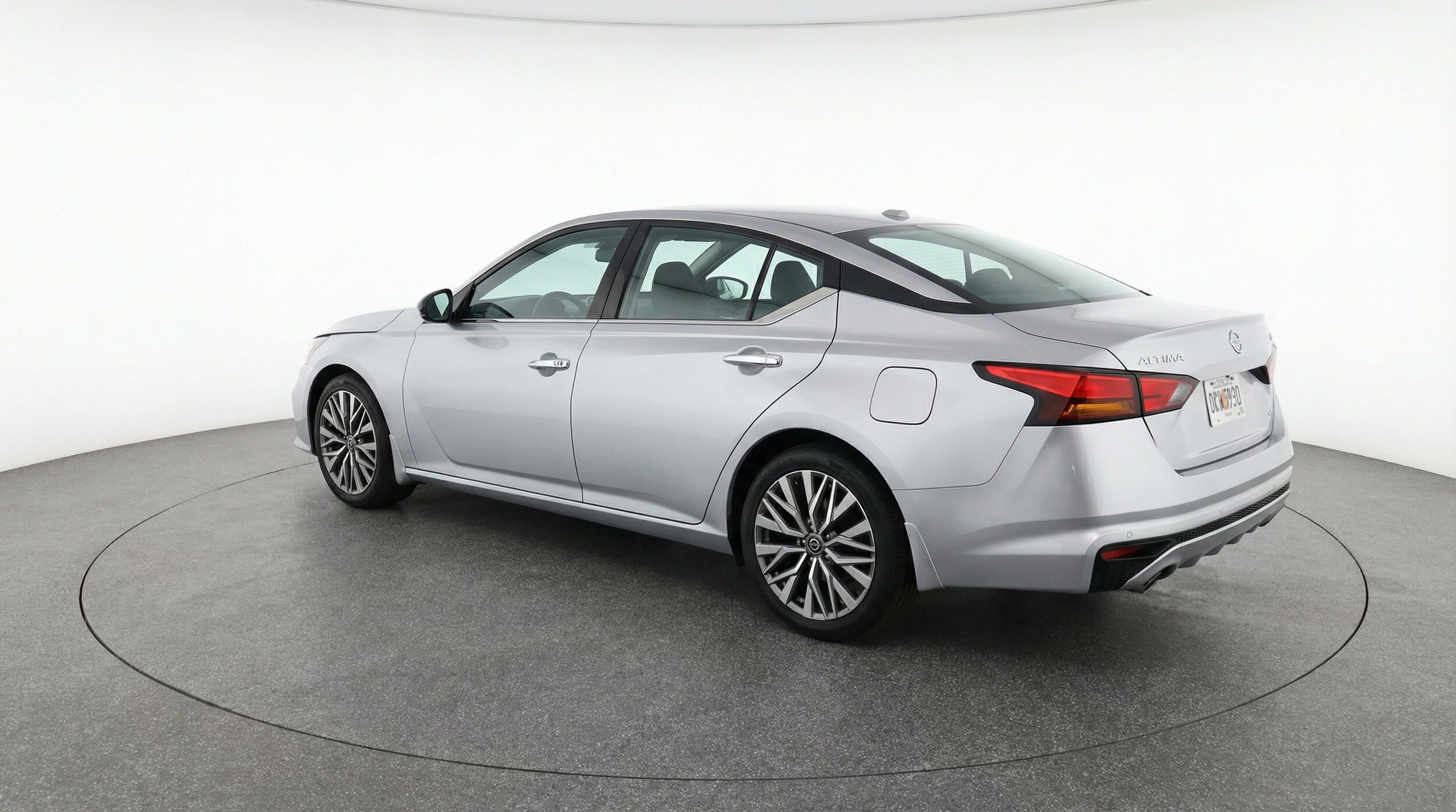 Thumbnail: 2025 Nissan Altima - 6