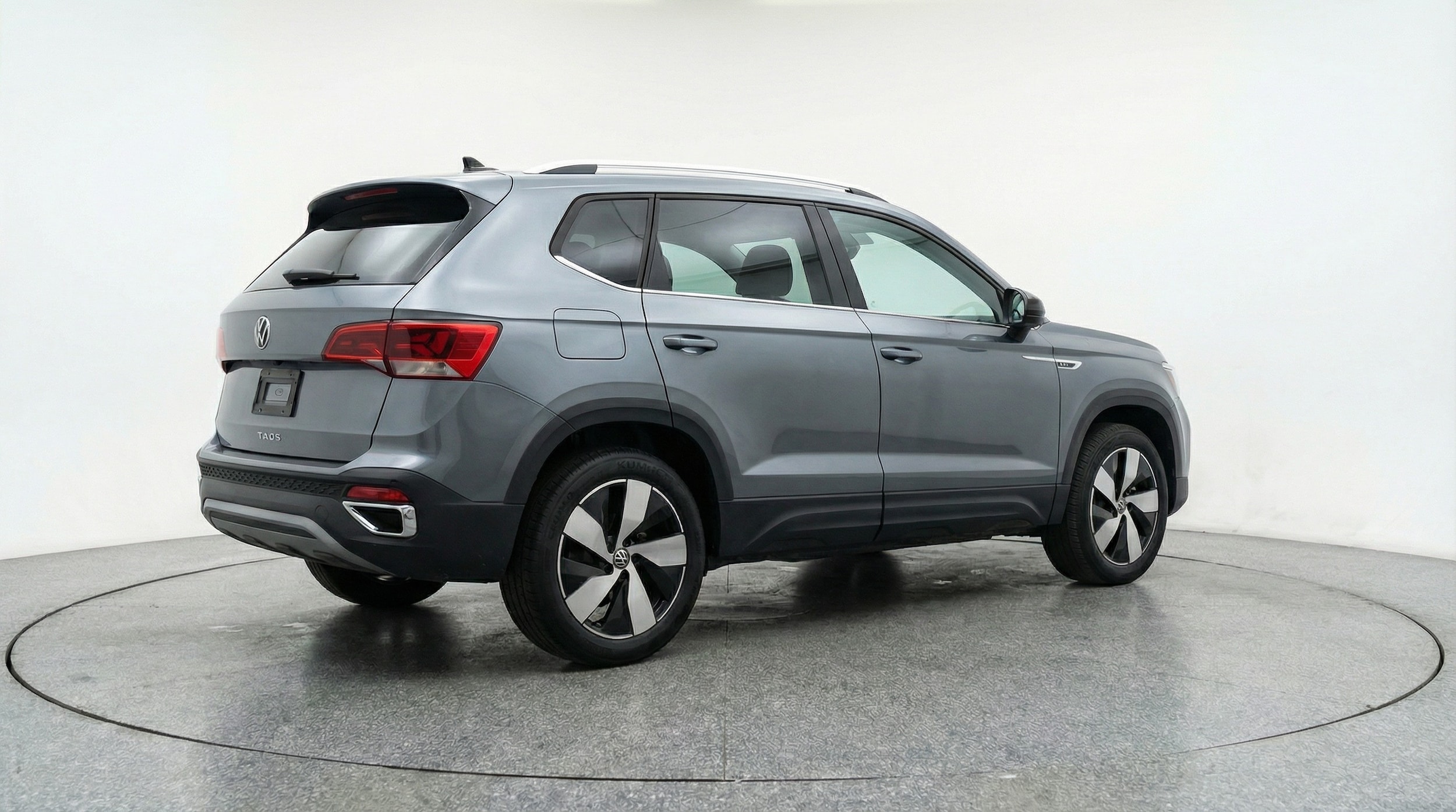 Thumbnail: 2025 Volkswagen Taos - 7