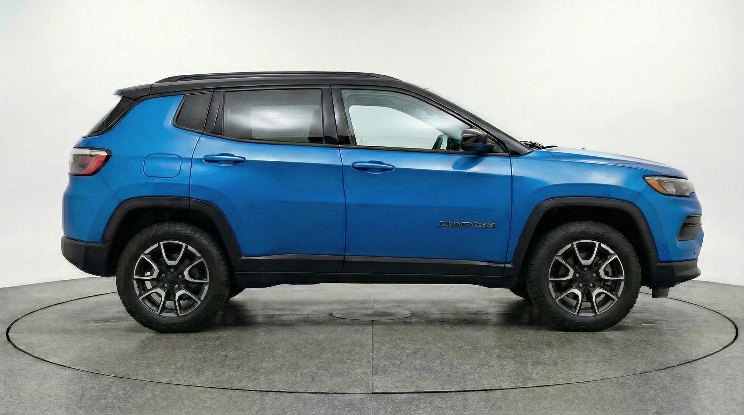 Thumbnail: 2025 Jeep Compass - 8