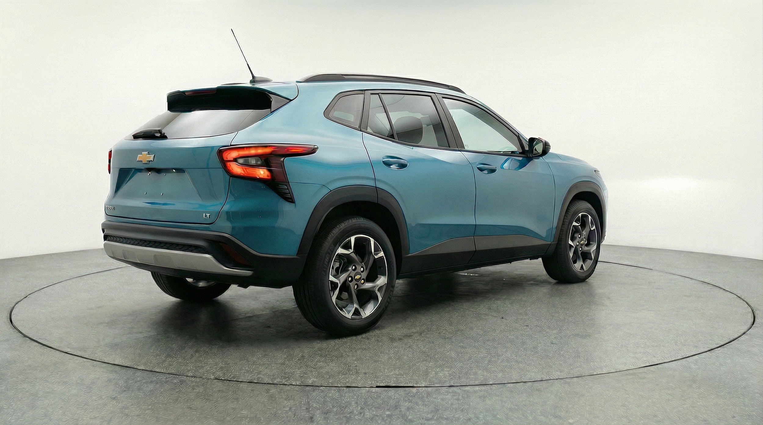 Thumbnail: 2025 Chevrolet Trax - 9