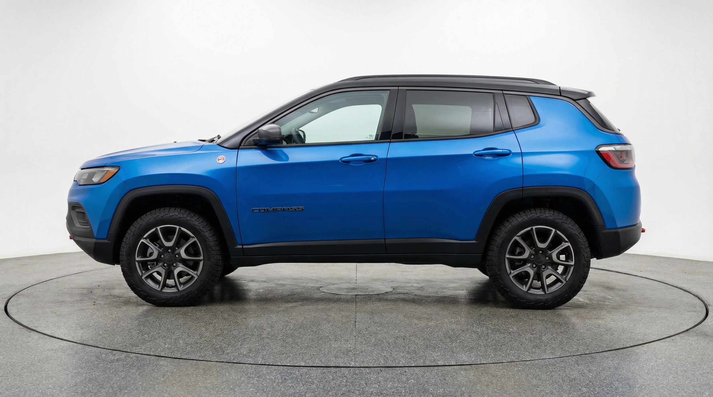 Thumbnail: 2025 Jeep Compass - 4