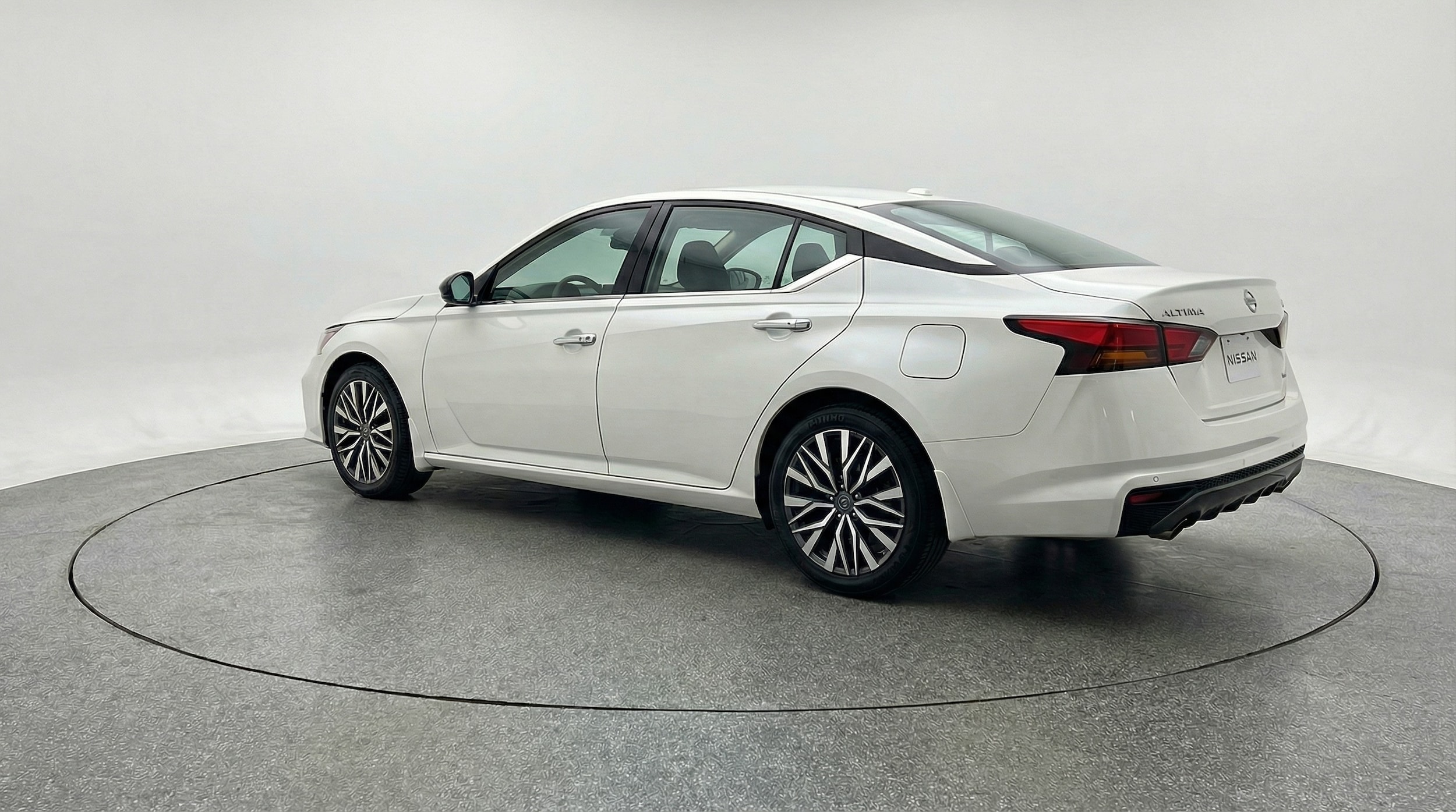 Thumbnail: 2025 Nissan Altima - 5