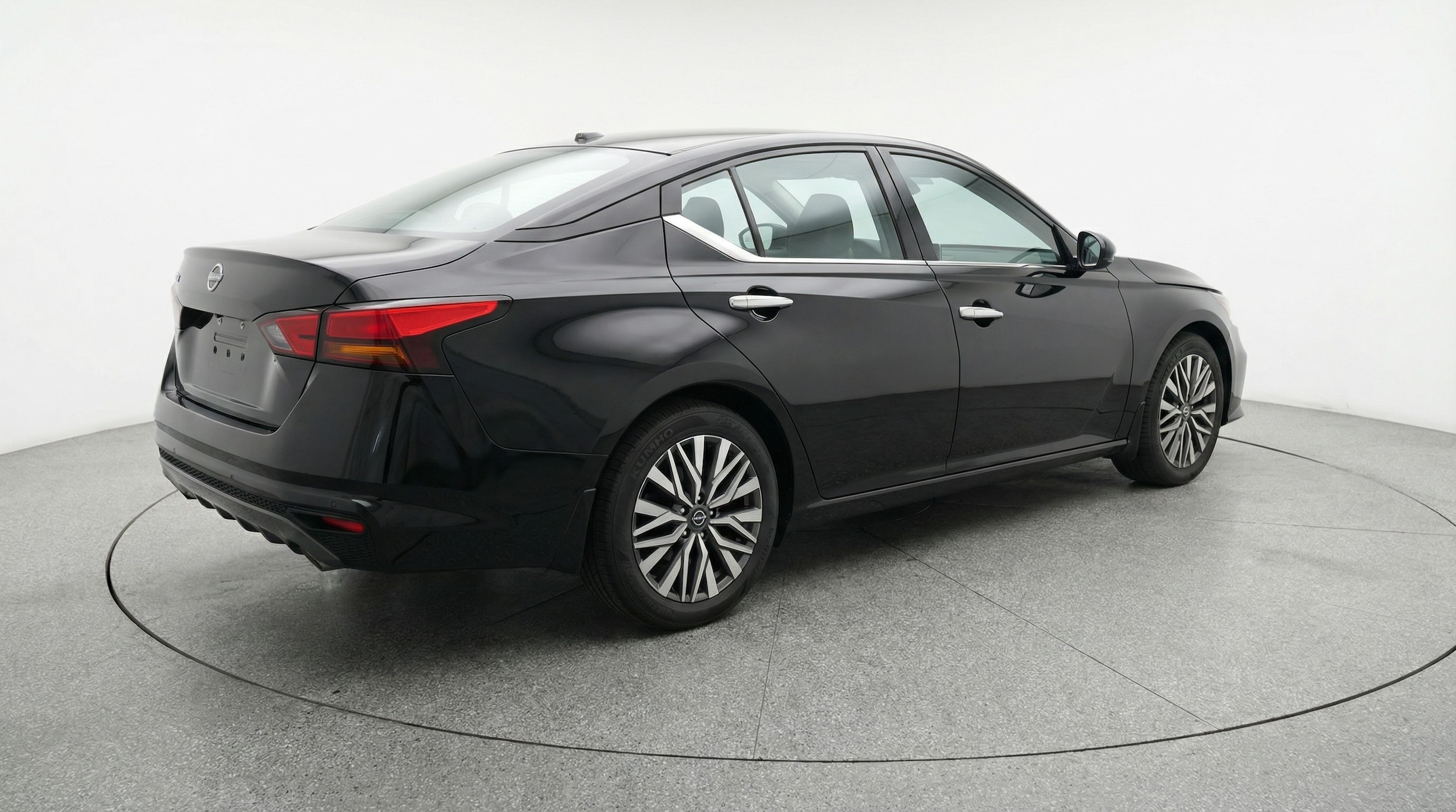 Thumbnail: 2025 Nissan Altima - 7