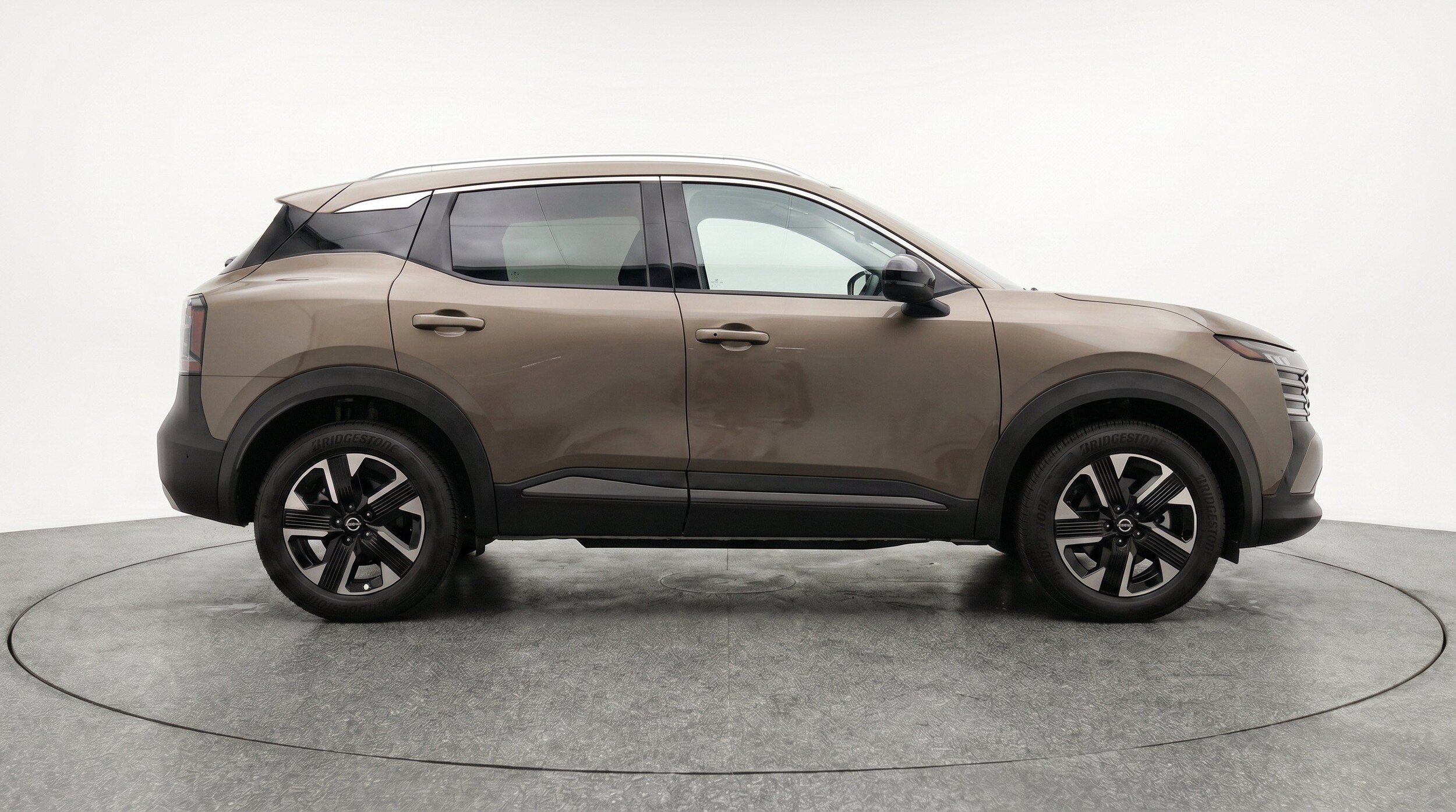 Thumbnail: 2026 Nissan Kicks - 10